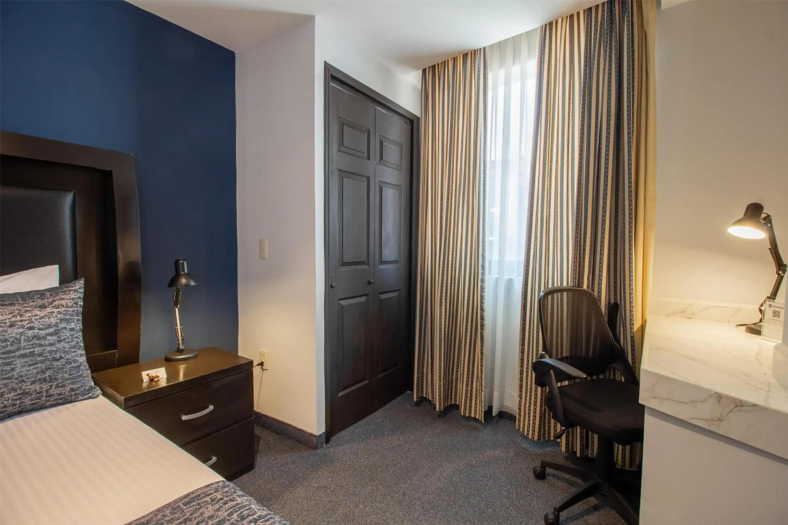 Bedroom, Bed in Best Western Real Tula Express Bedroom, Bed in Best Western Real Tula Express