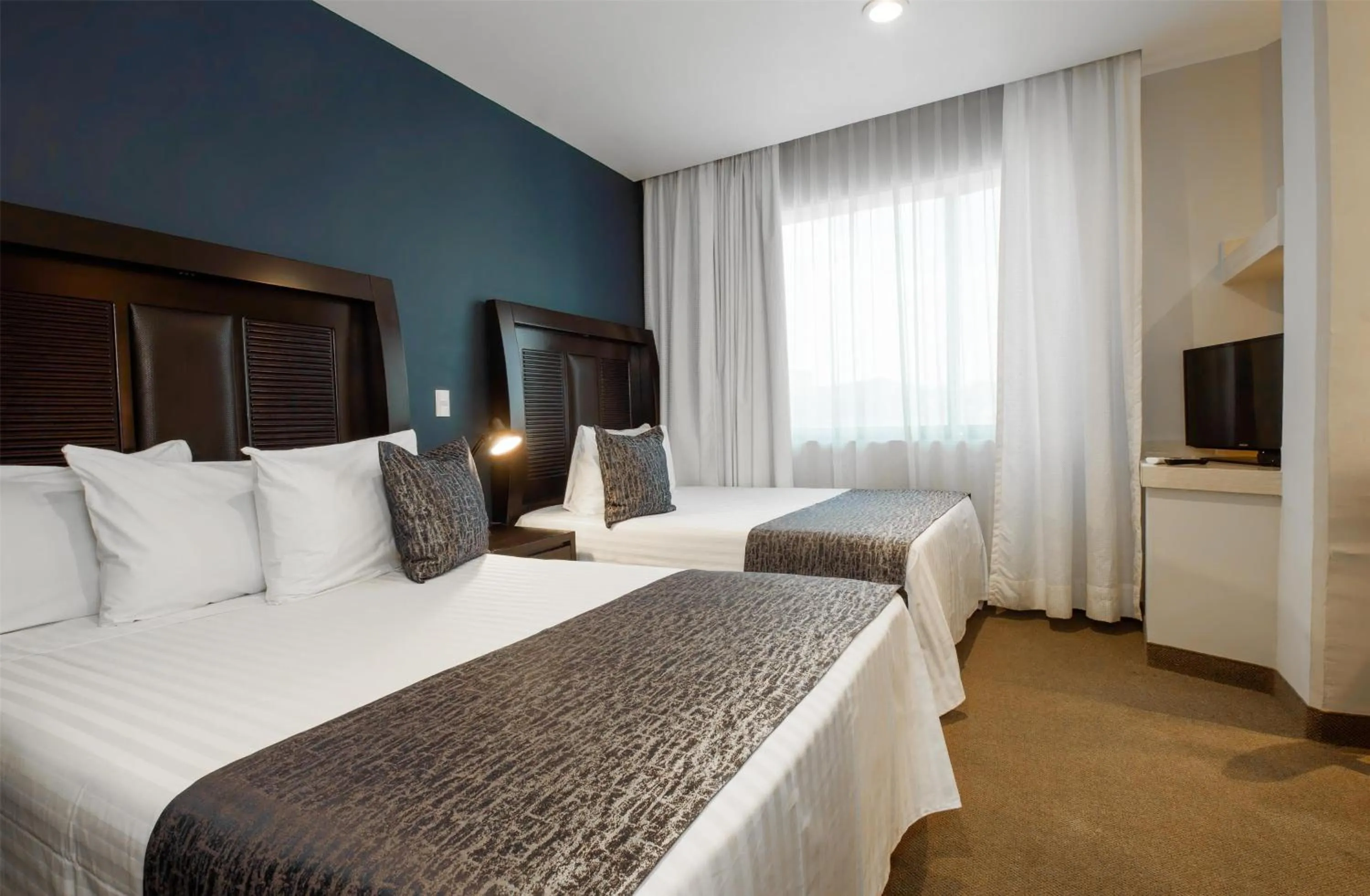 Bedroom, Bed in Best Western Real Tula Express