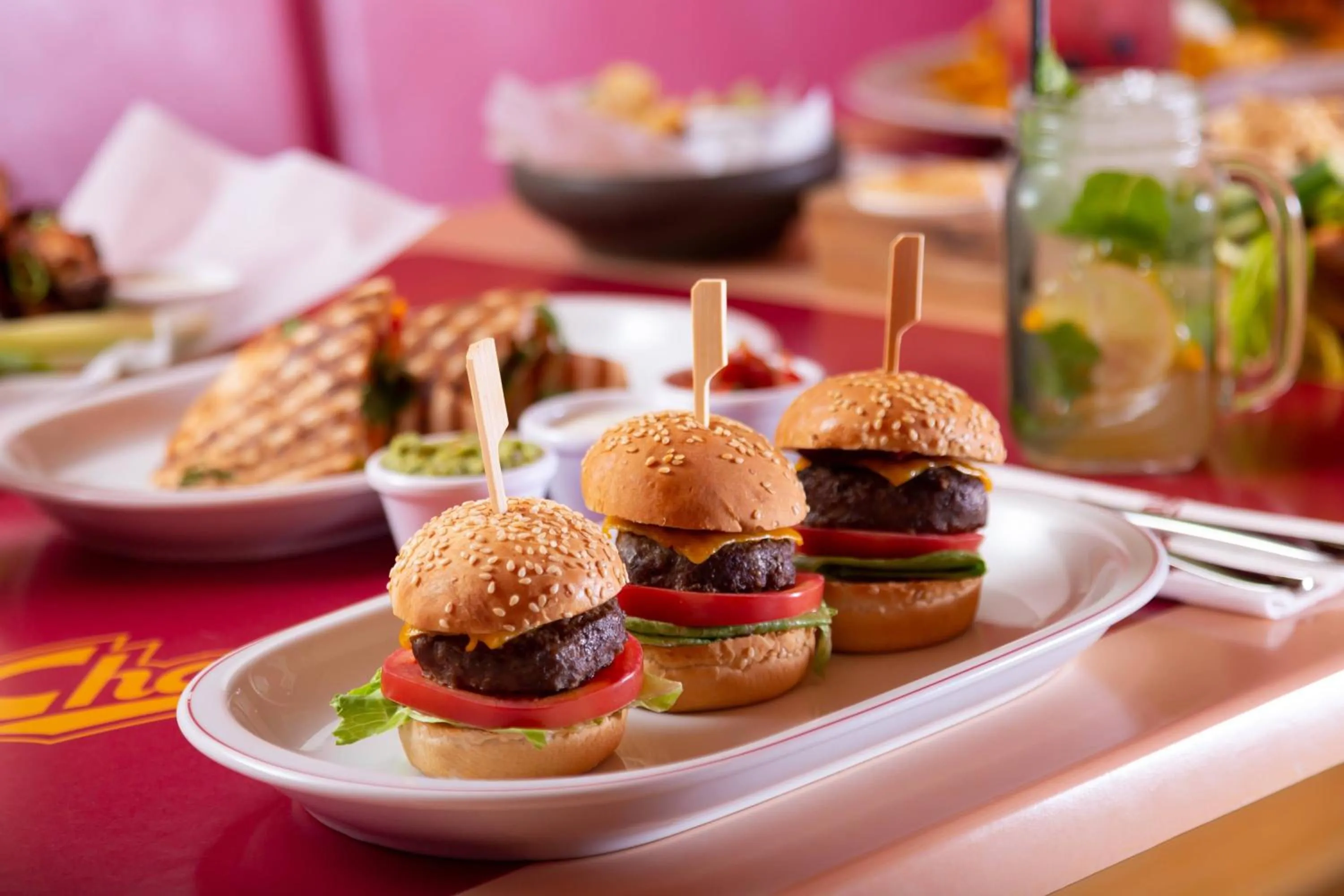 Lounge or bar in JW Marriott Bucharest Grand Hotel