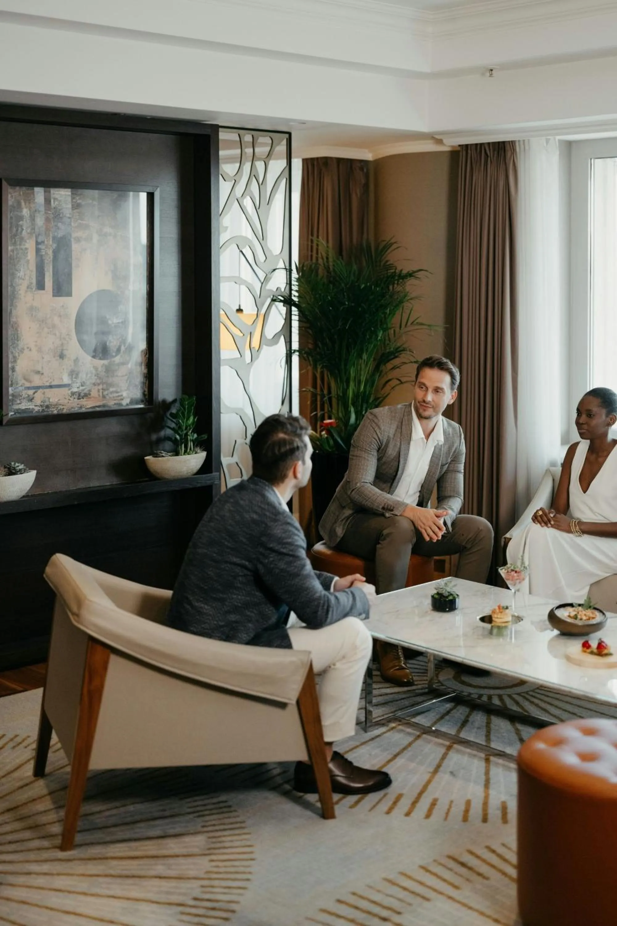 Lounge or bar in JW Marriott Bucharest Grand Hotel