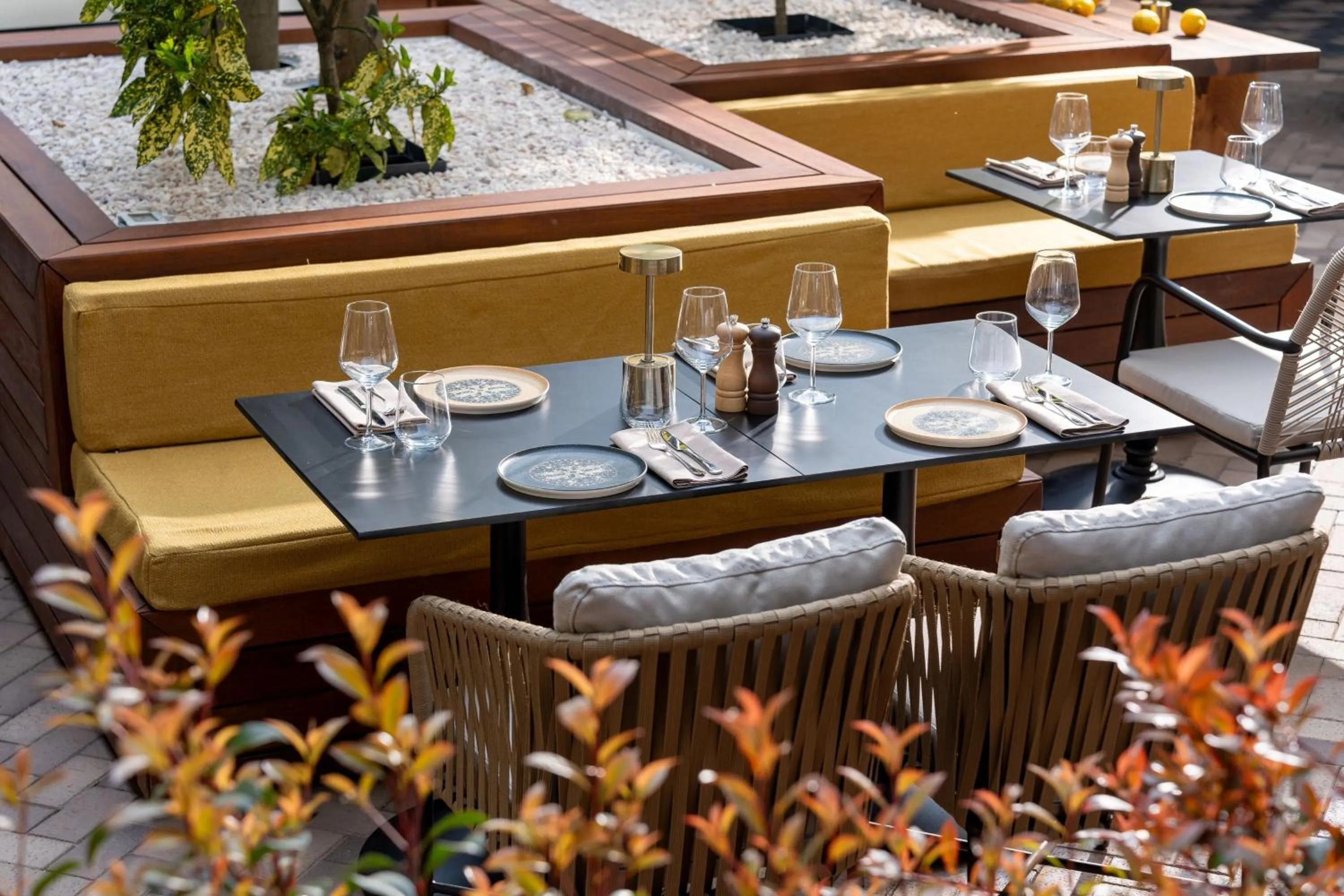 Restaurant/places to eat in JW Marriott Bucharest Grand Hotel