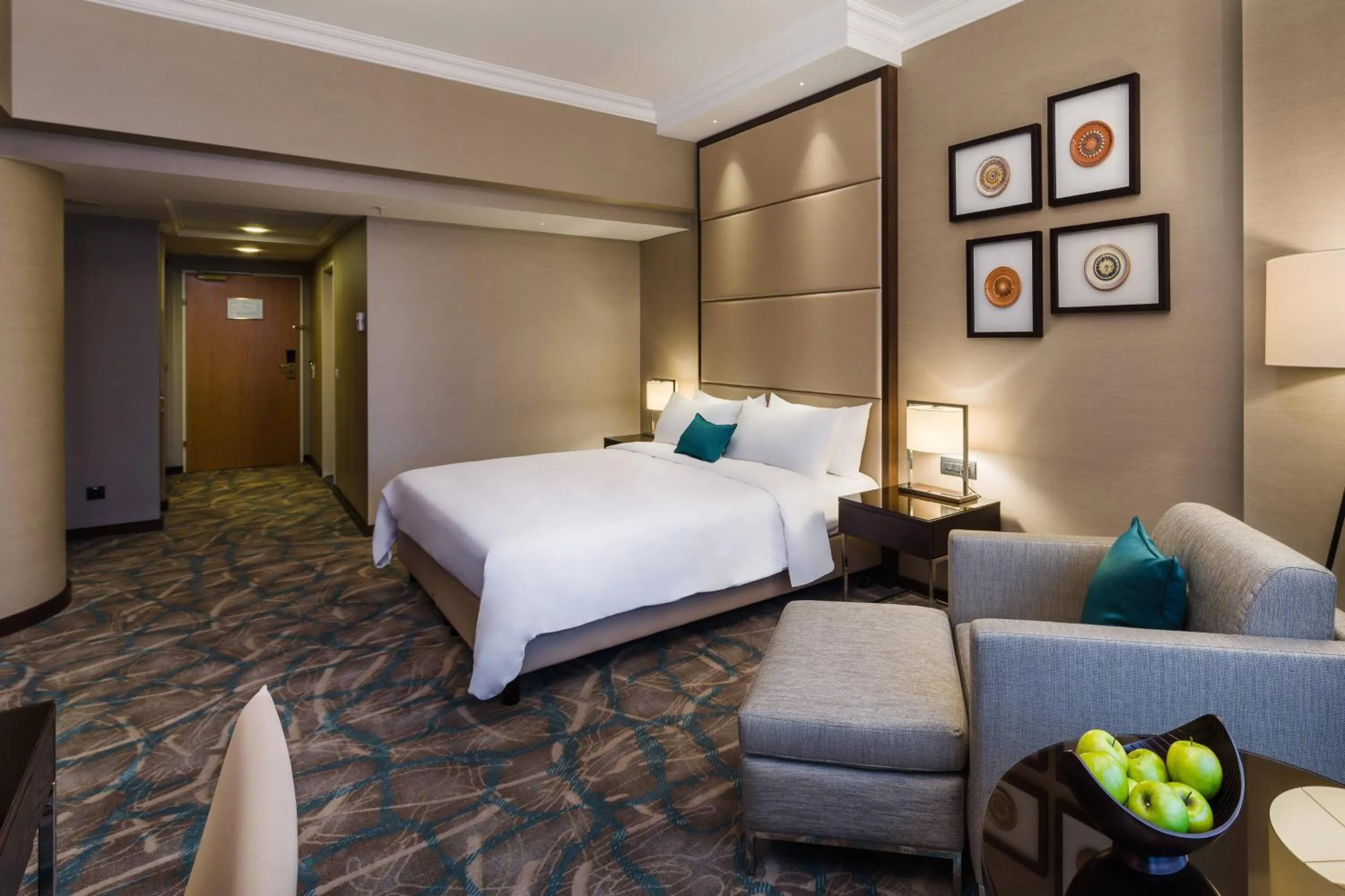 Photo of the whole room, Bed in JW Marriott Bucharest Grand Hotel