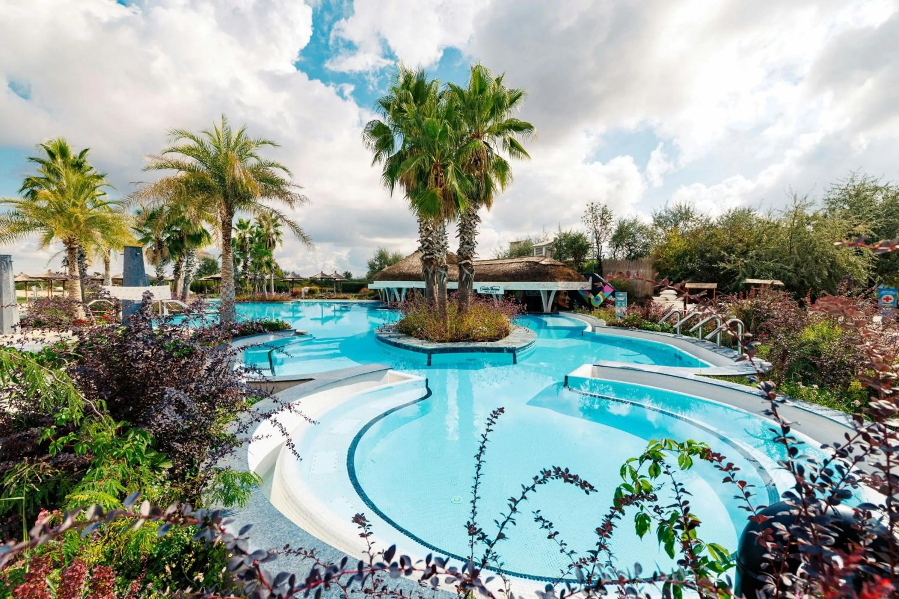 Spa and wellness centre/facilities in JW Marriott Bucharest Grand Hotel