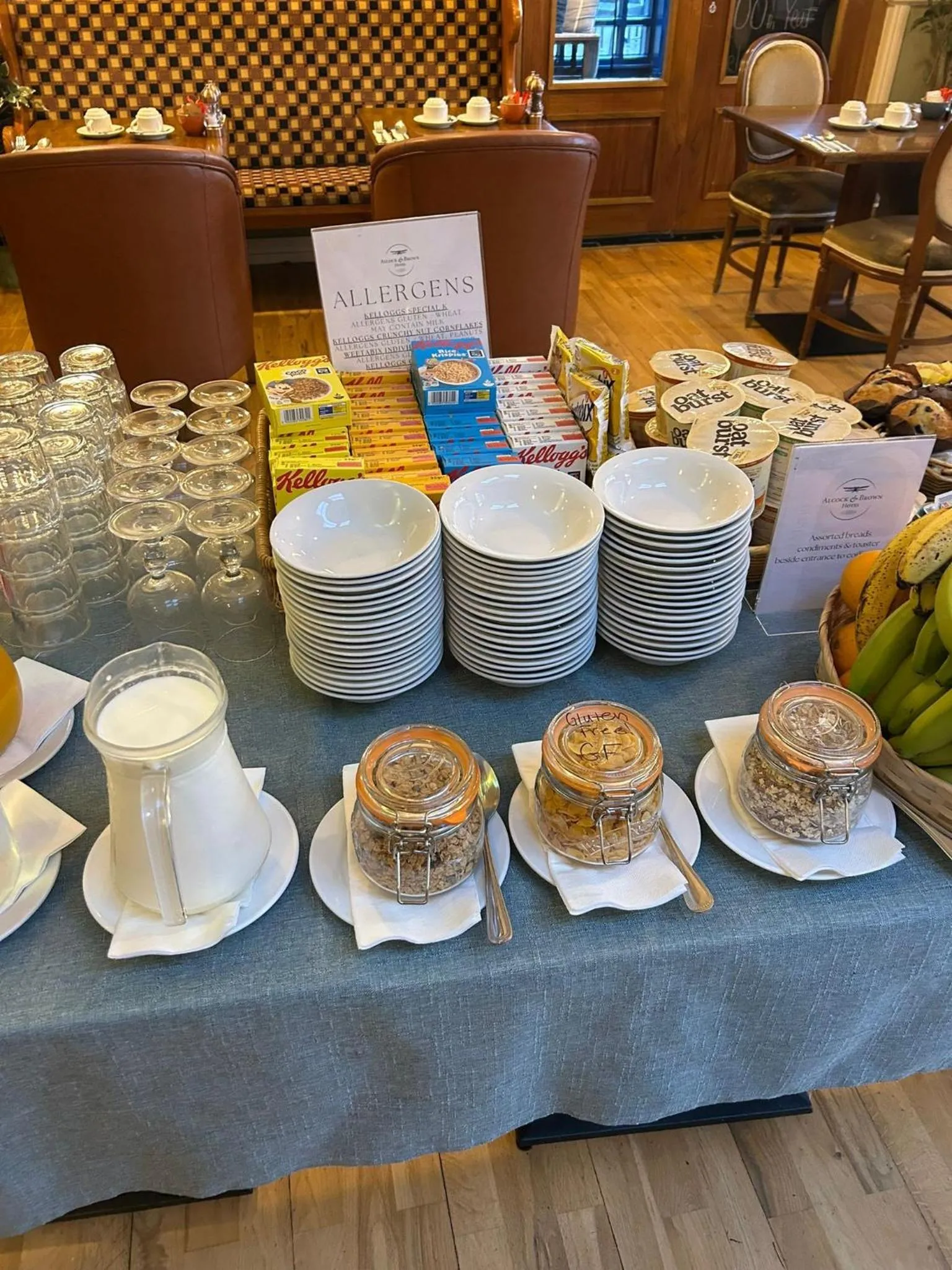 Alcock & Brown Hotel