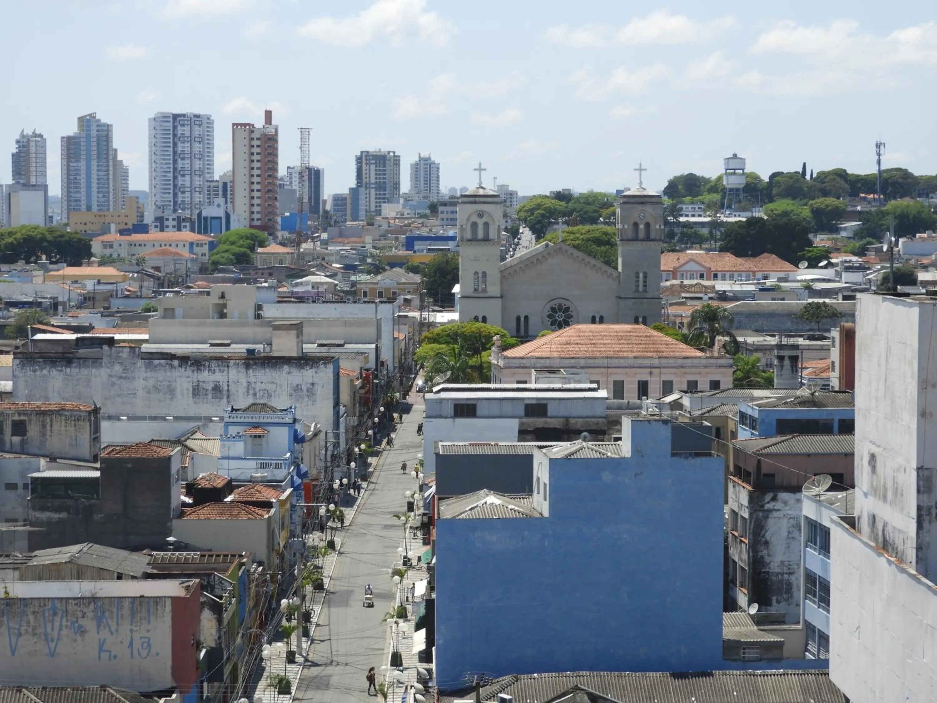 Property building in Hotel Binder Quality Inn