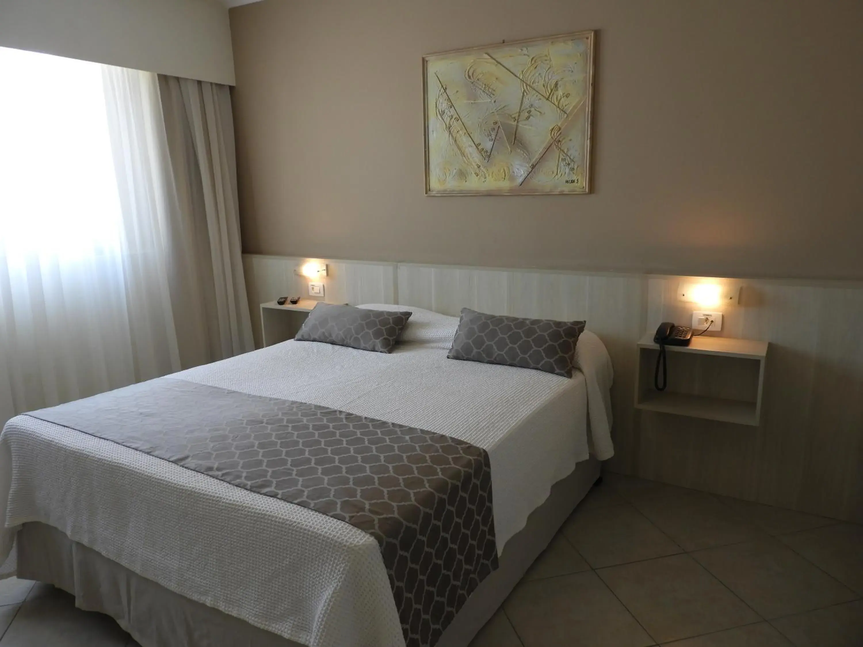 Bedroom, Bed in Hotel Binder Quality Inn Bedroom, Bed in Hotel Binder Quality Inn