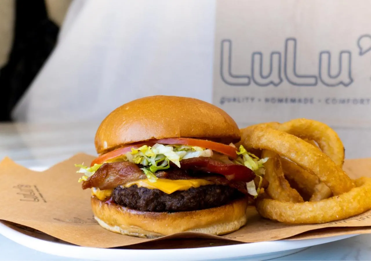 Restaurant/places to eat in Days Inn & Conference Centre by Wyndham Prince Albert