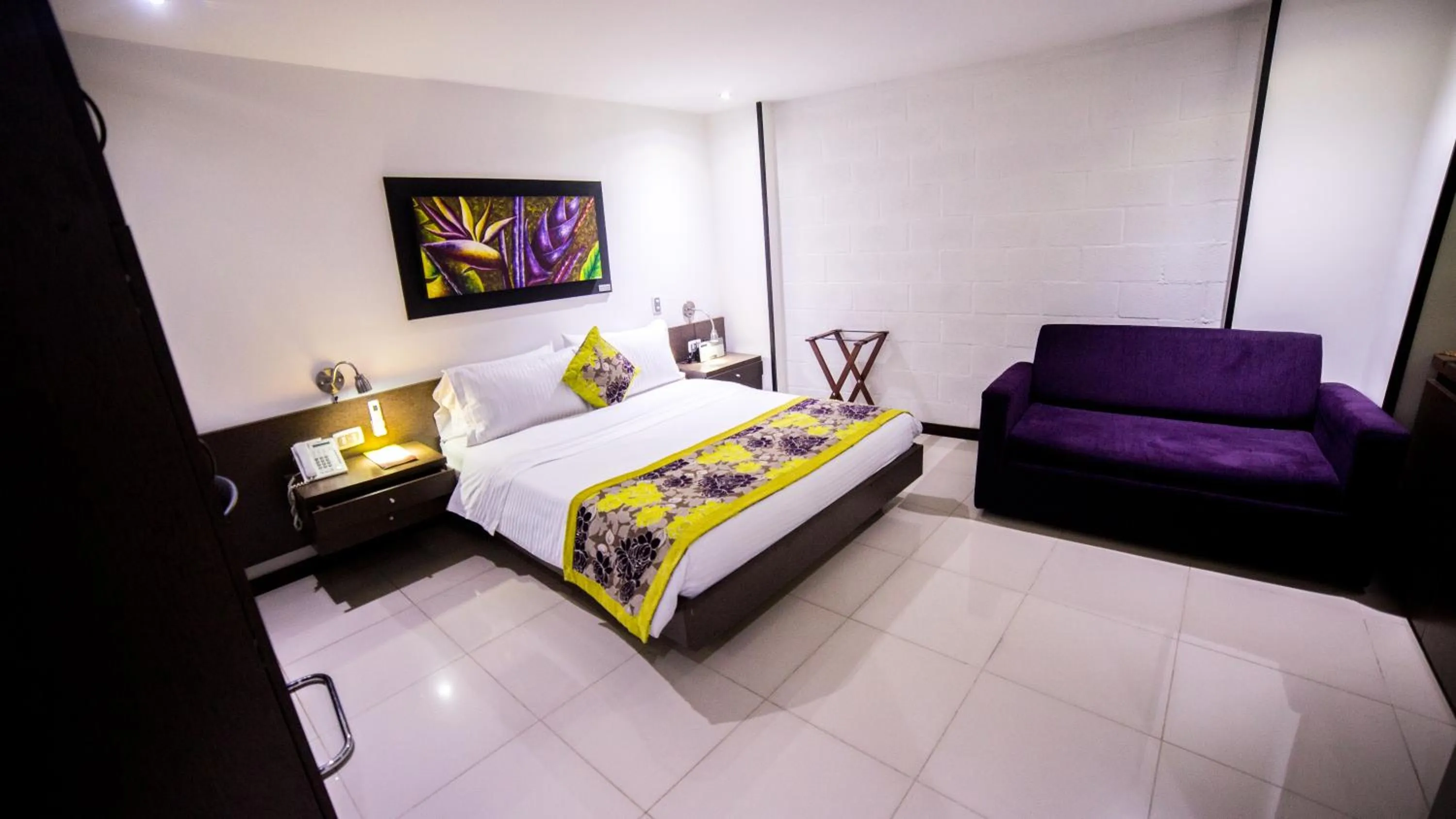 Bedroom in Hotel Golden Palermo