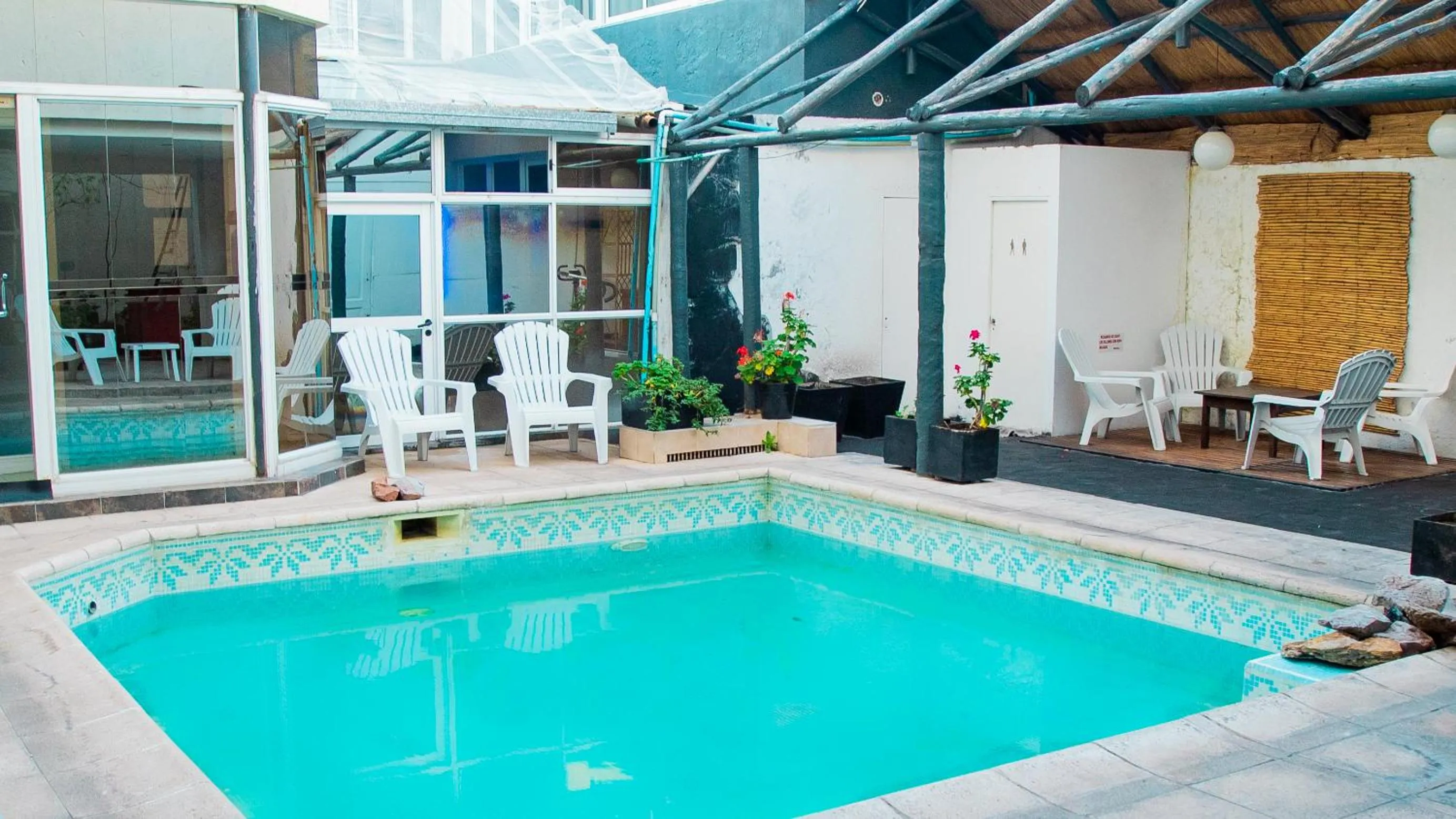 Swimming pool in San Martin Hotel y Spa