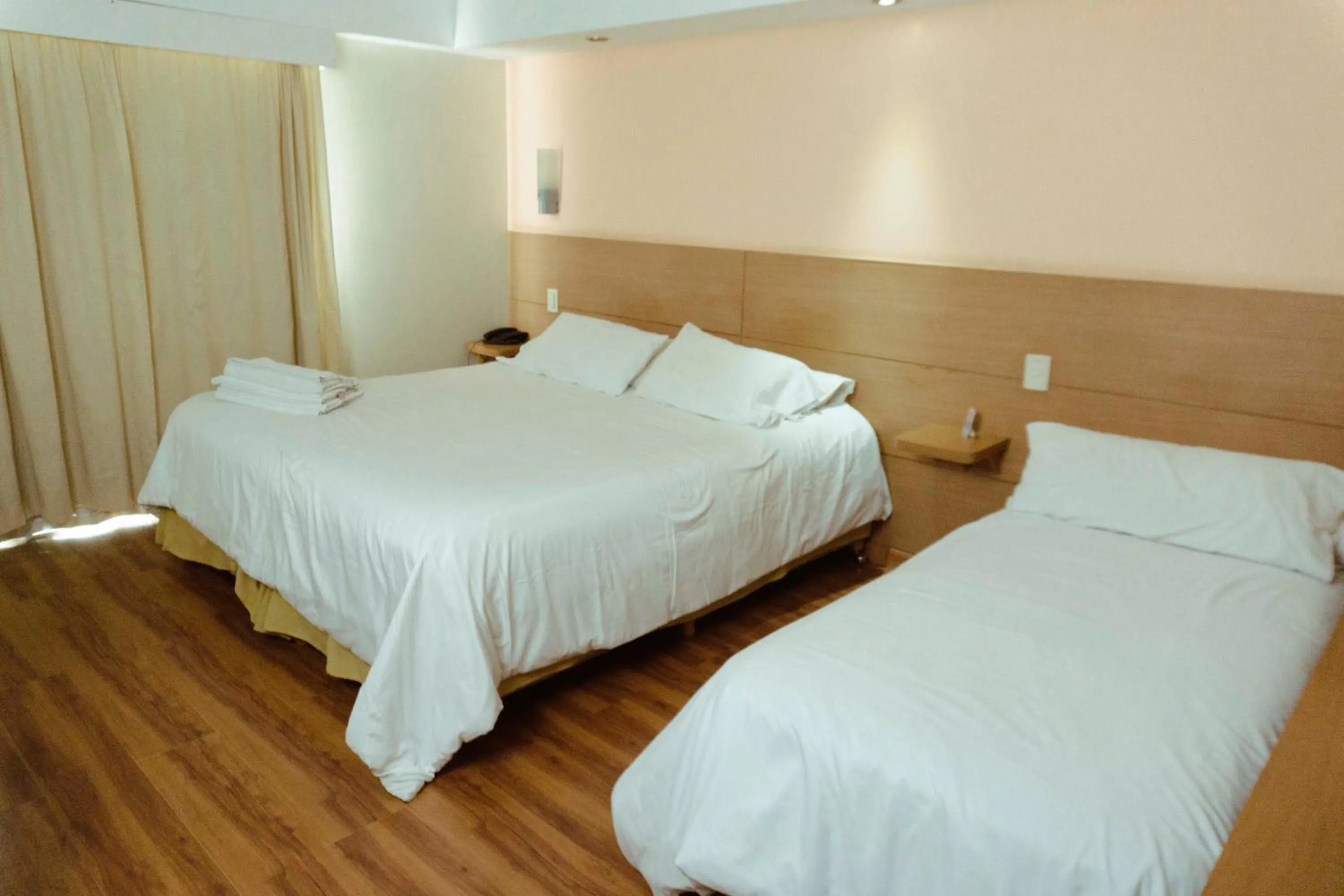 Bedroom, Bed in San Martin Hotel y Spa