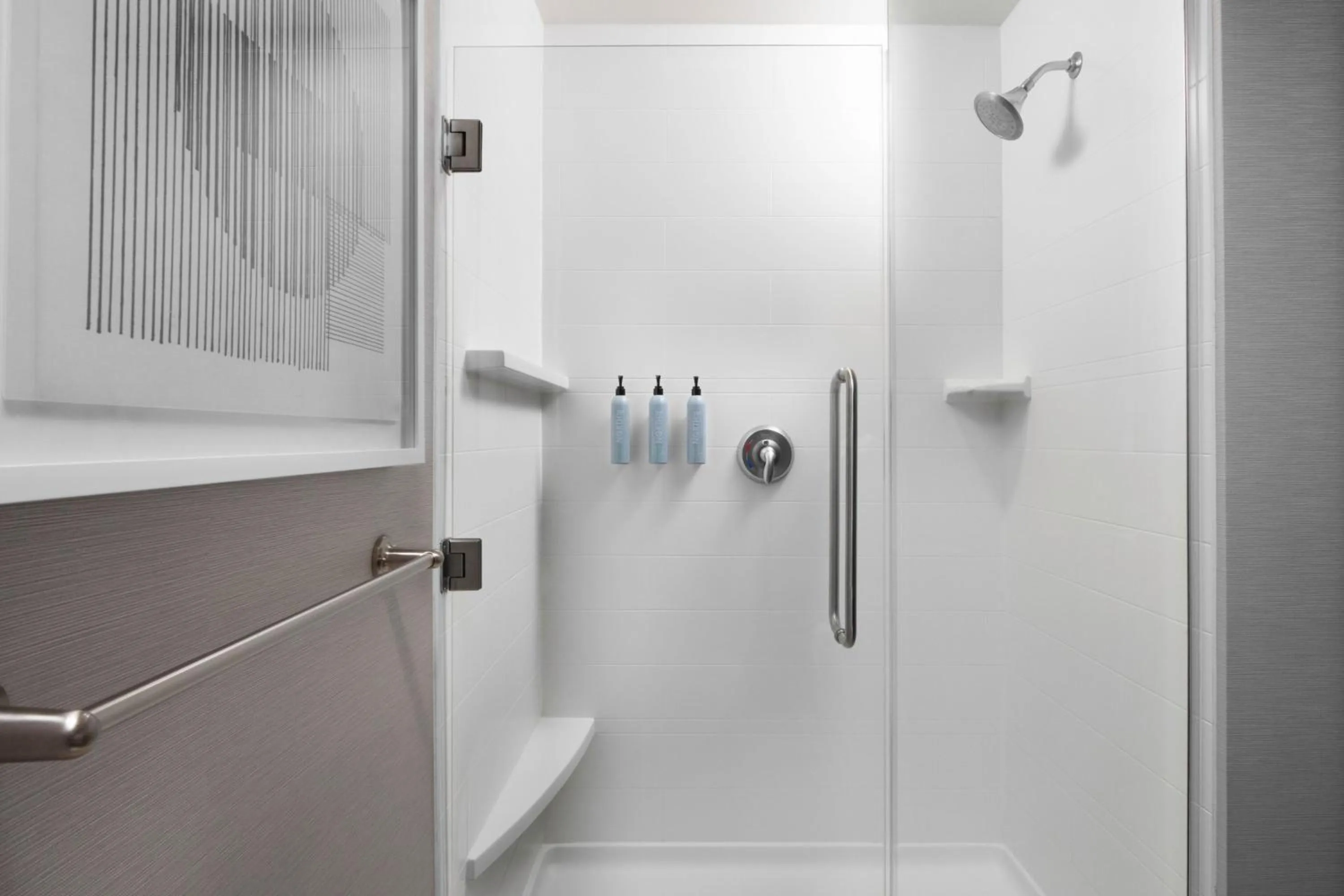 Bathroom in Courtyard Kansas City at Briarcliff