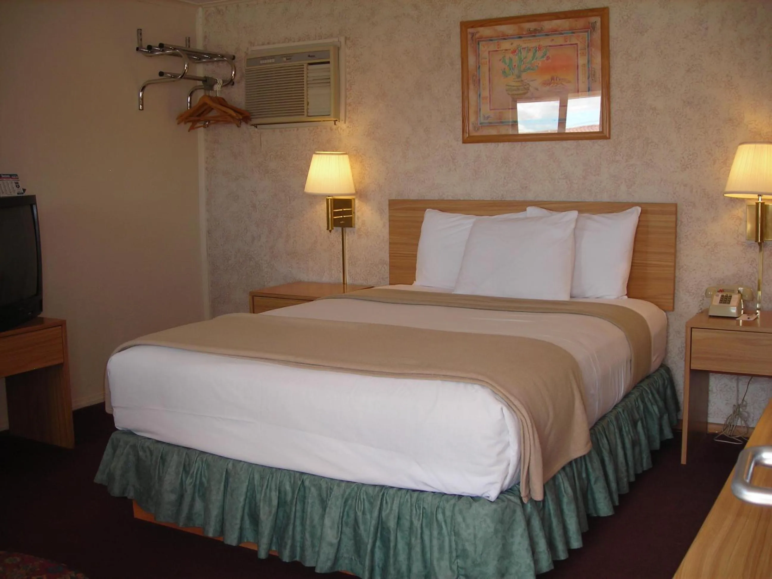 Property building in Cozy Inn