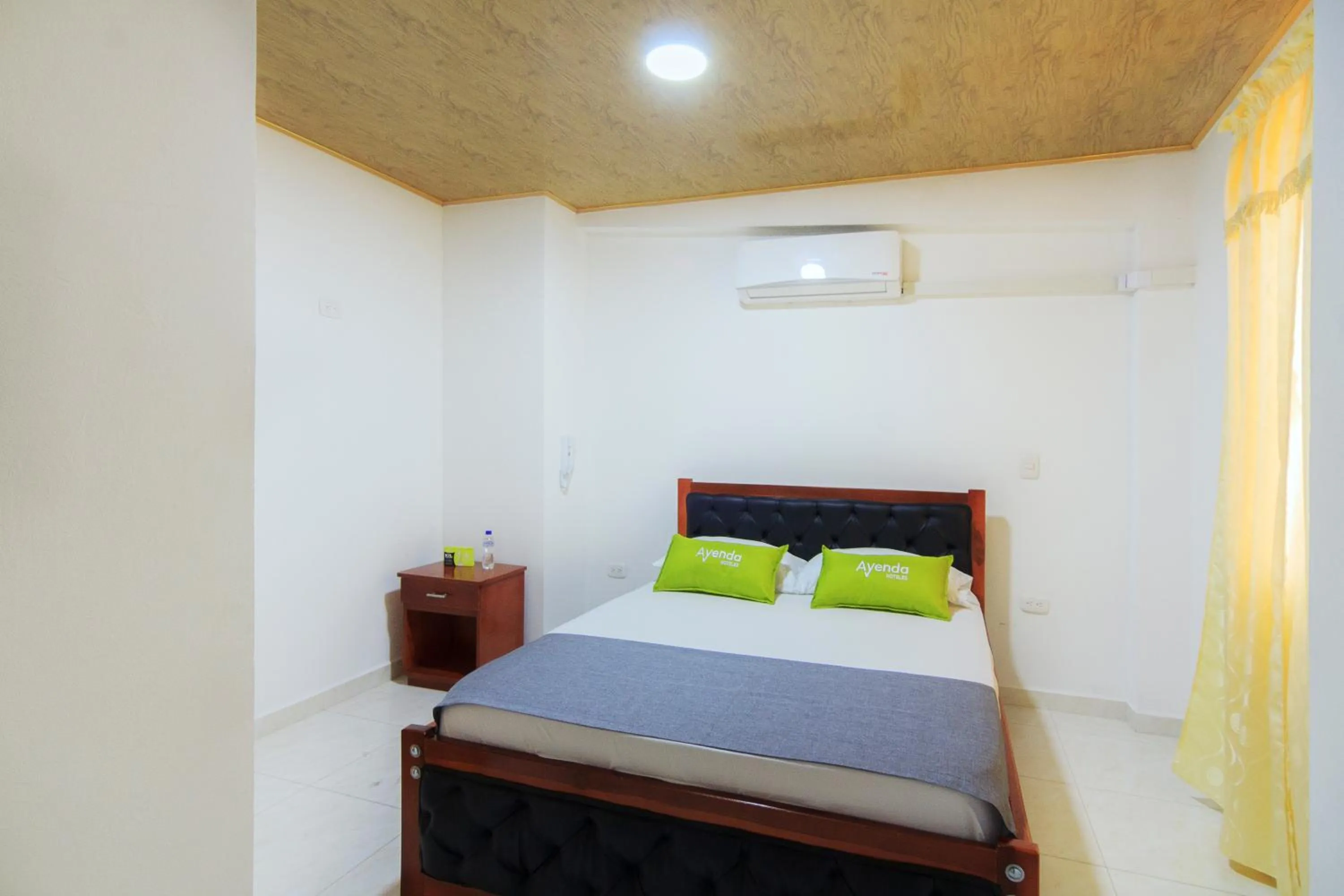 Bedroom, Bed in Hotel El Rubí