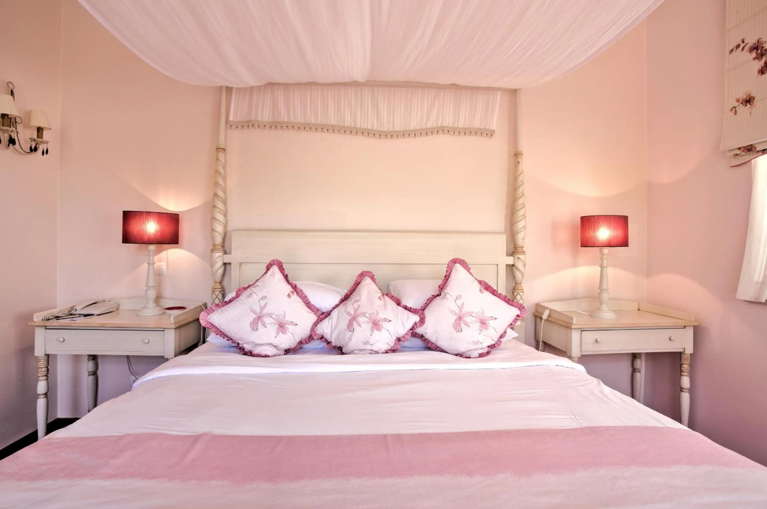 Bedroom, Bed in Quinta Jacintina - My Secret Garden Hotel