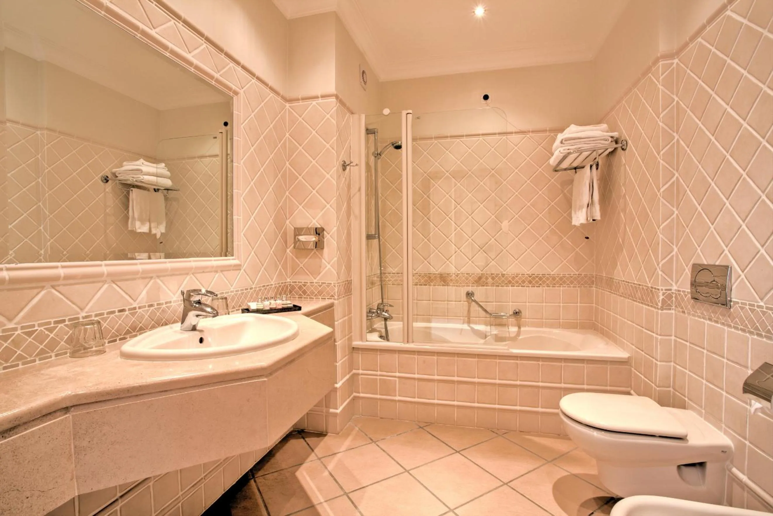 Bathroom in Quinta Jacintina - My Secret Garden Hotel