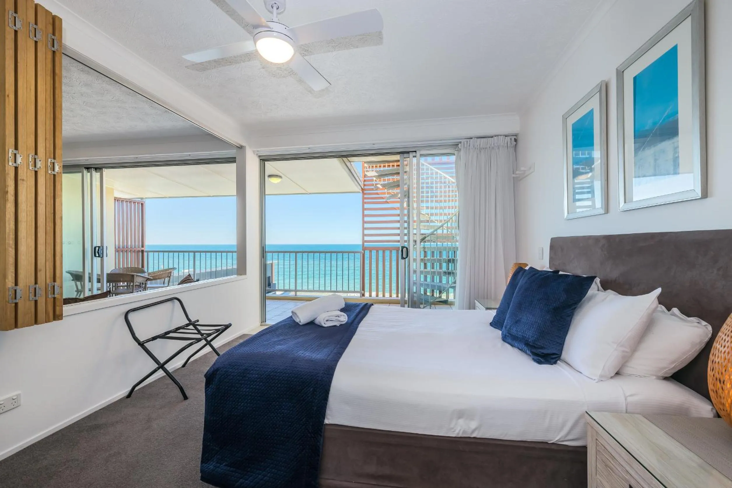 Balcony/Terrace, Bed in On The Beach Resort Bribie Island