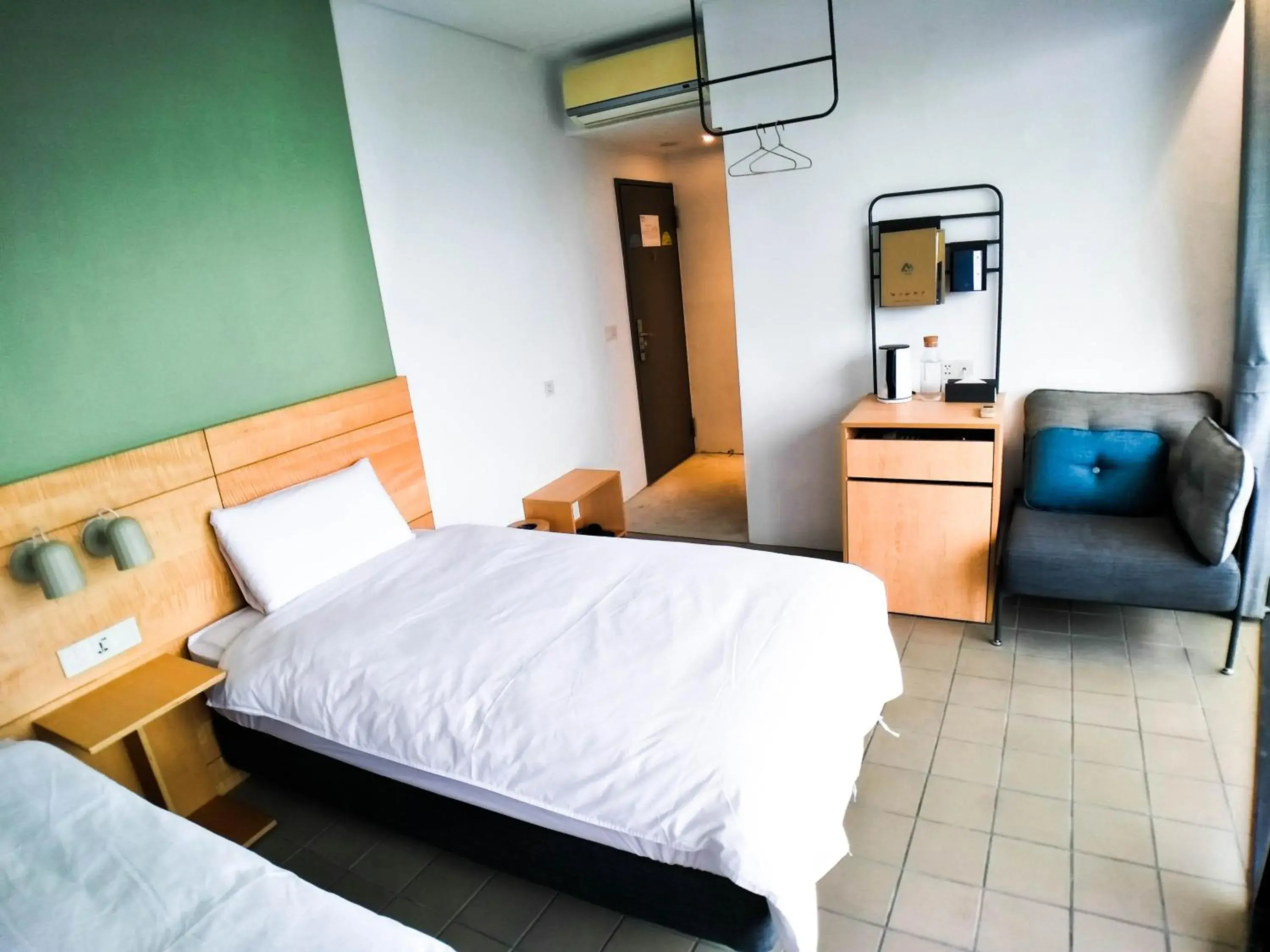 Standard Twin Room in Dayspring Inn Standard Twin Room in Dayspring Inn