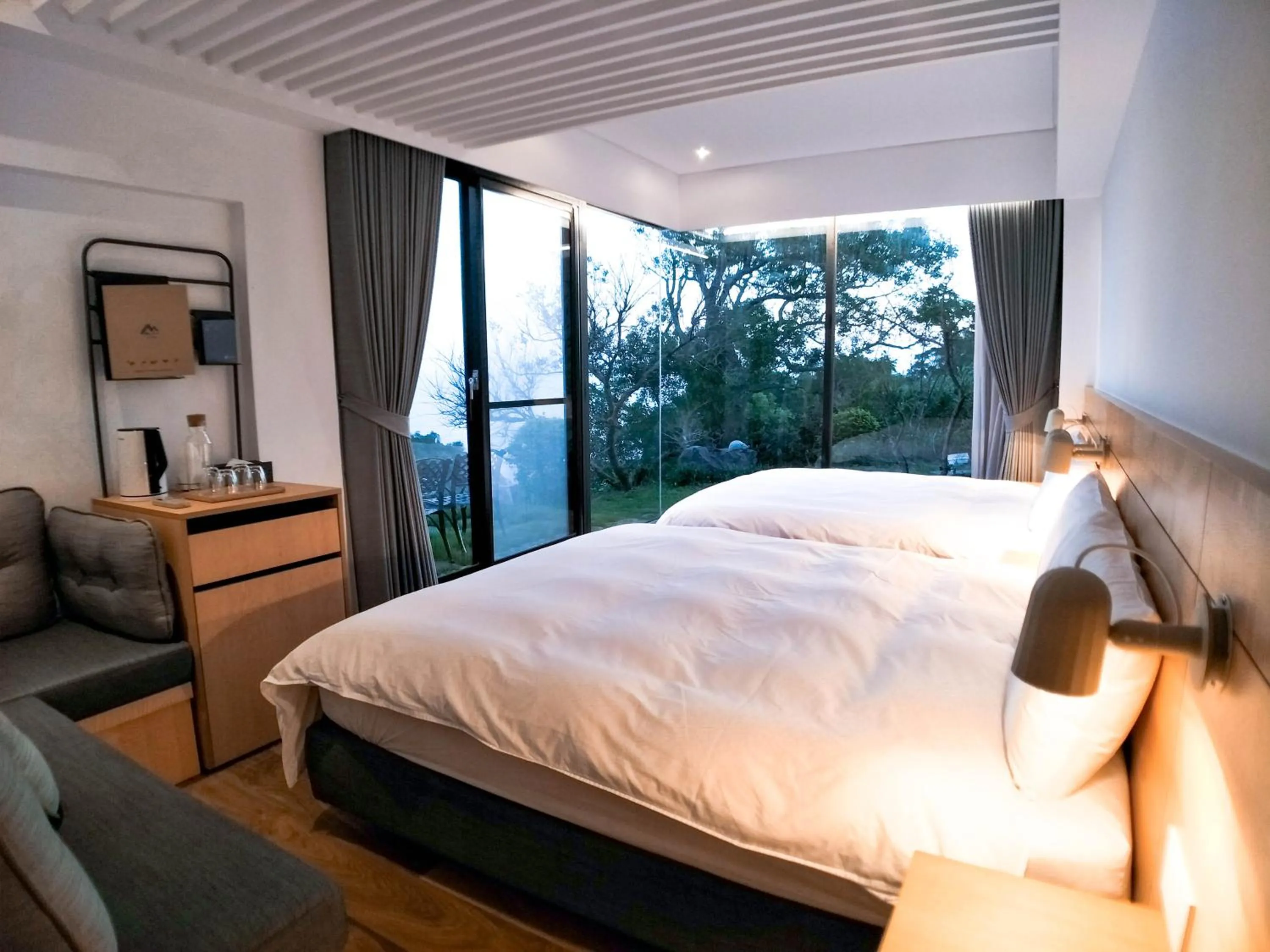 Bed in Dayspring Inn