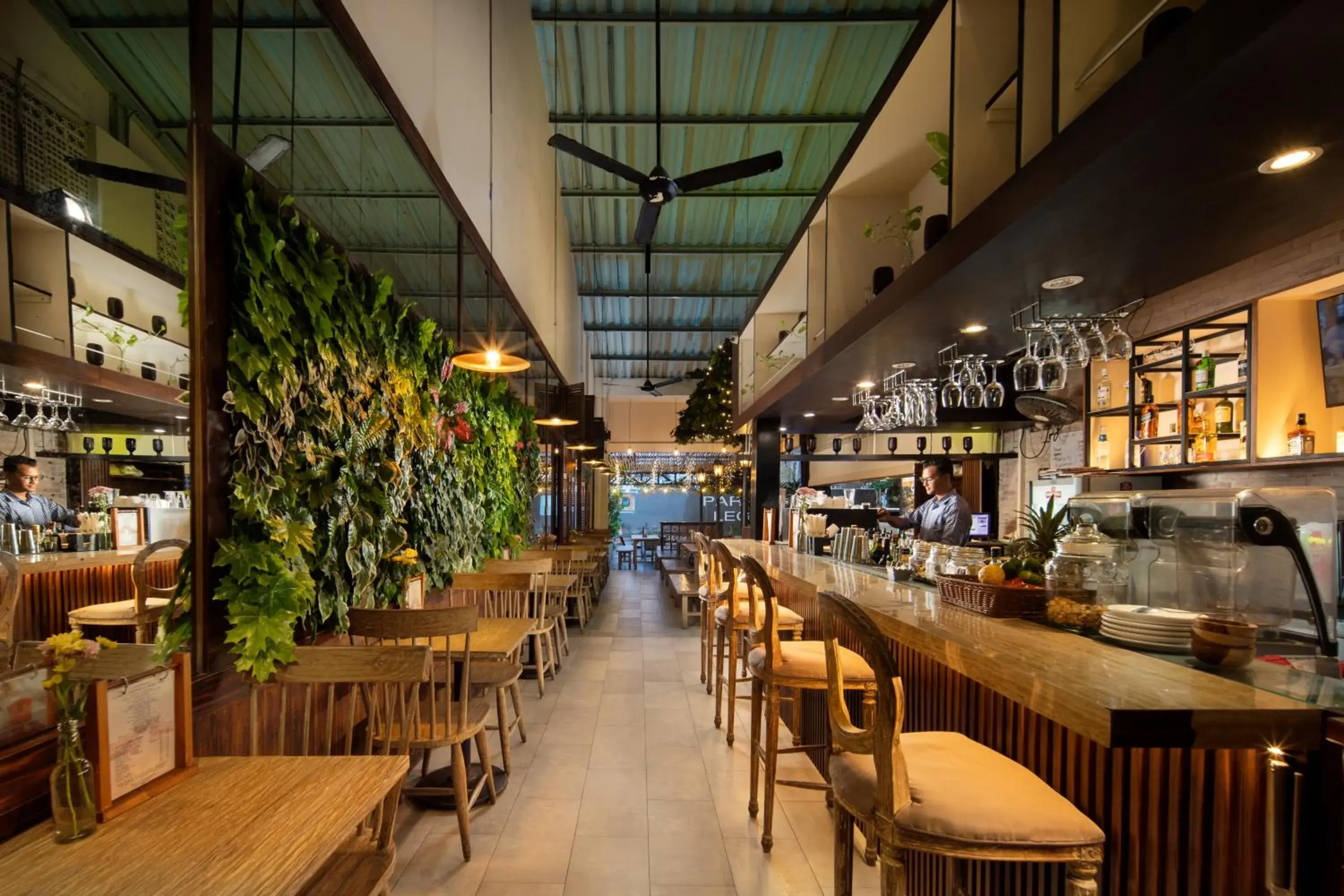 Restaurant/places to eat in The Akmani Legian Restaurant/places to eat in The Akmani Legian