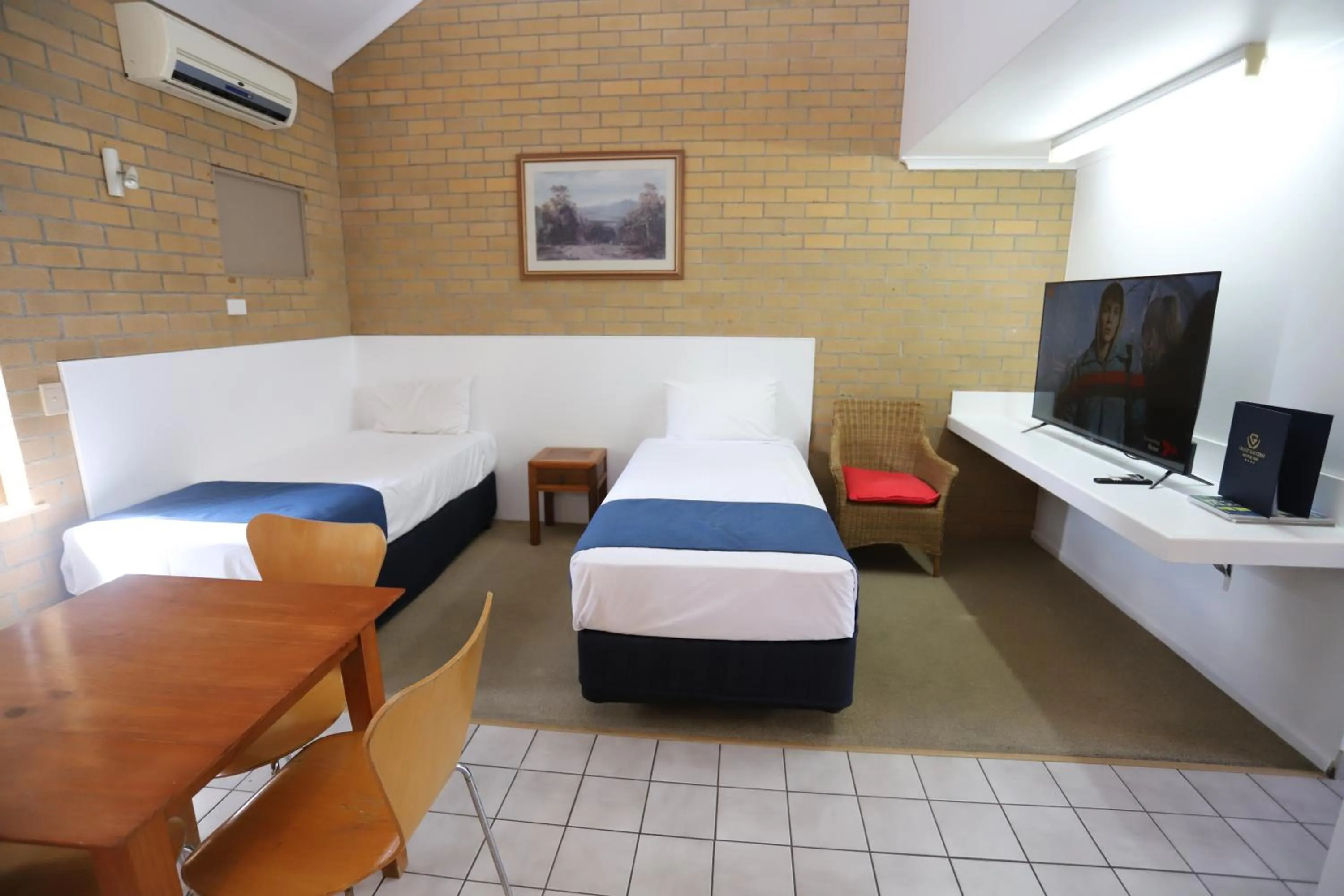 Bed in Great Eastern Motor Inn Gympie