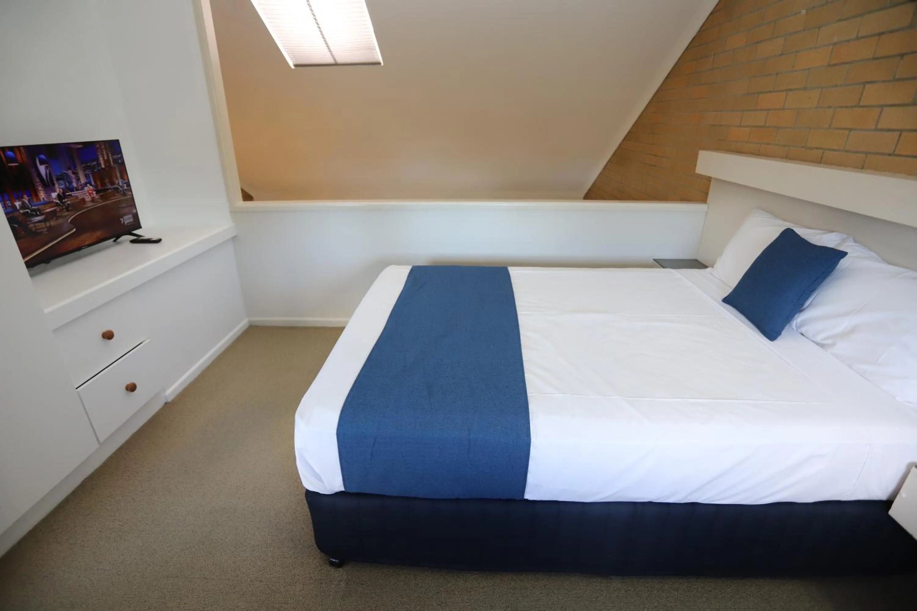 Bed in Great Eastern Motor Inn Gympie