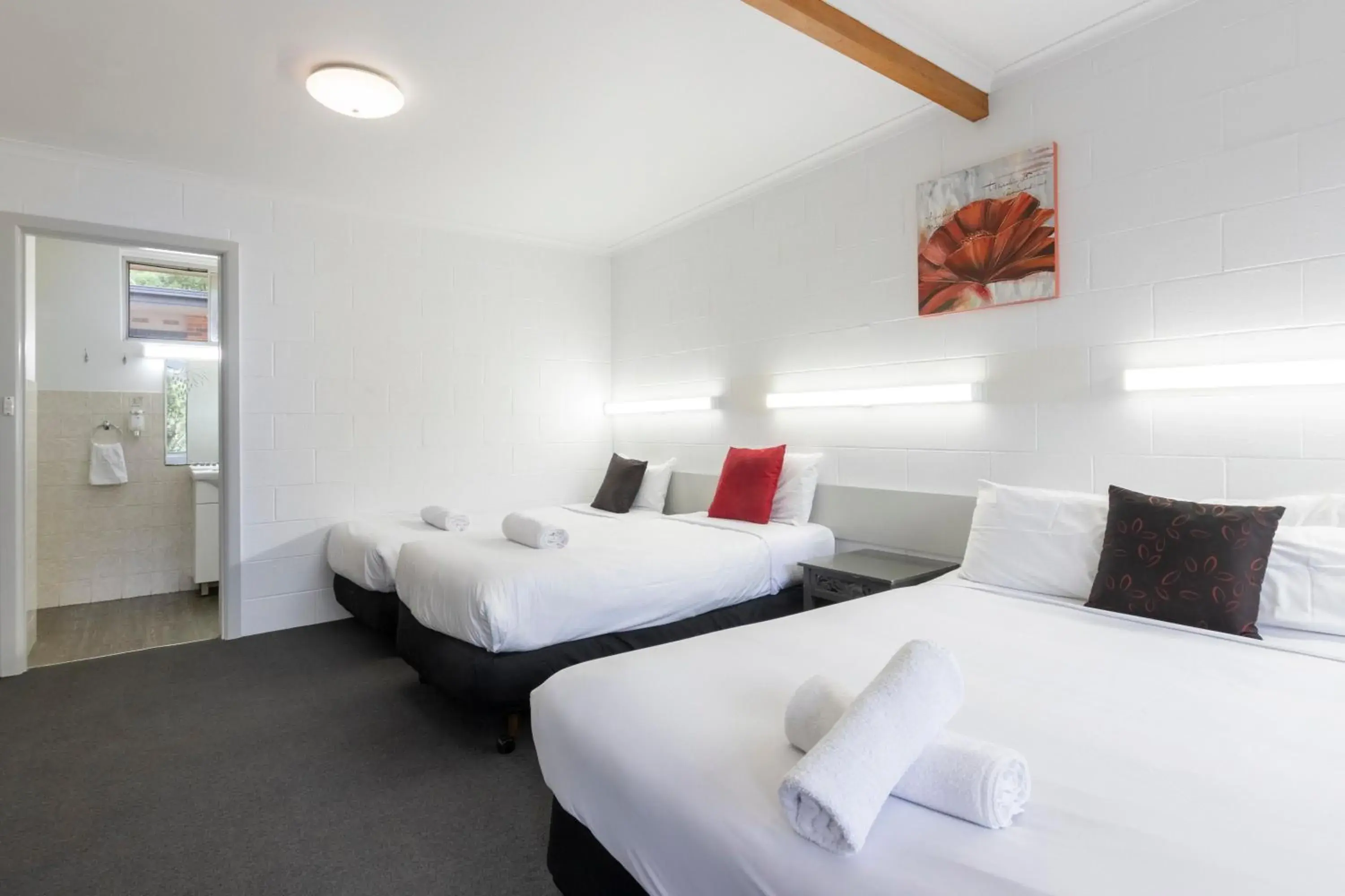 Bed in The Grampians Motel Bed in The Grampians Motel