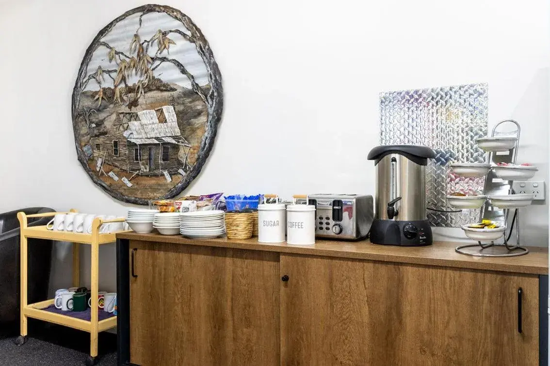 Restaurant/places to eat in The Grampians Motel Restaurant/places to eat in The Grampians Motel