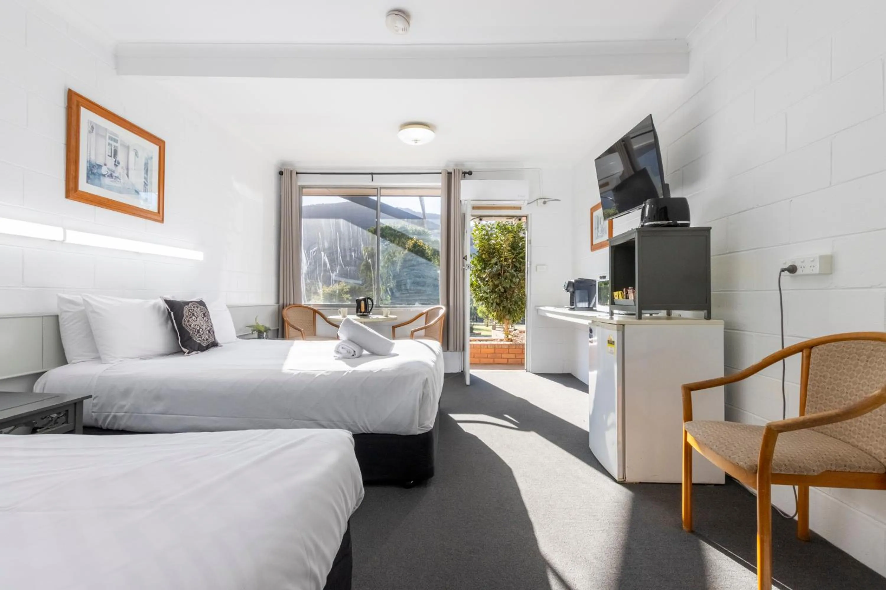 Bed in The Grampians Motel