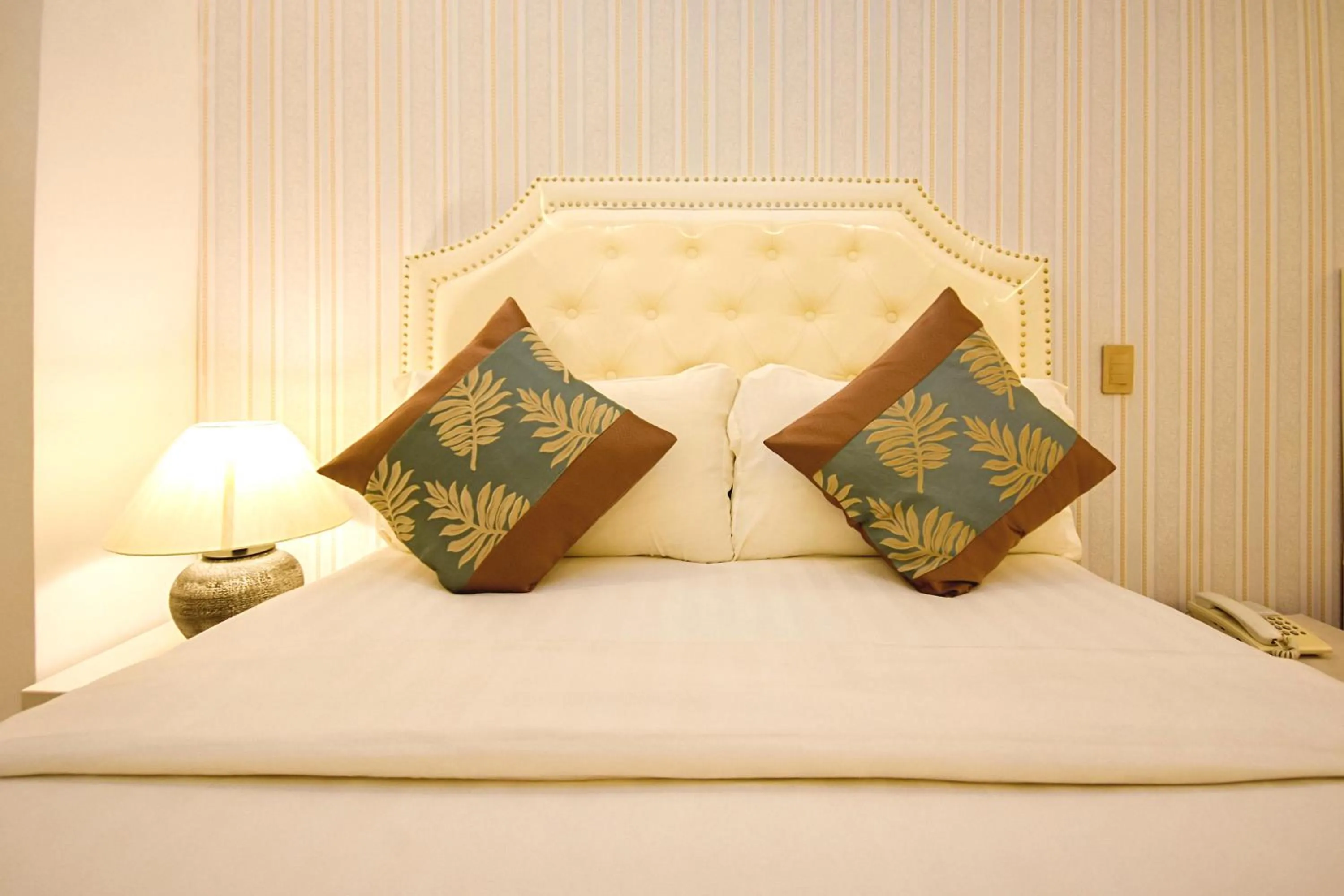 Bed in Royal Park Resort Boracay