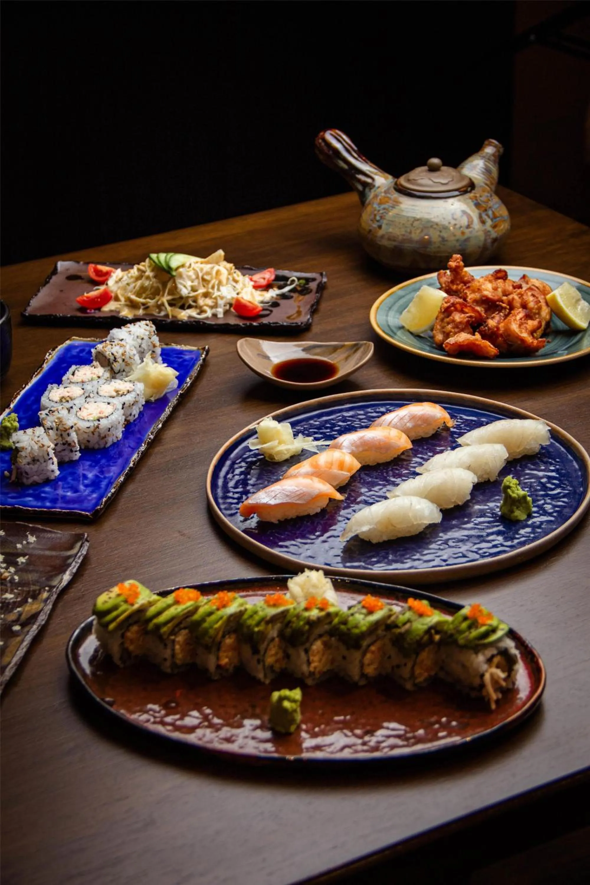 Restaurant/places to eat in Kempinski Hotel Khan Palace