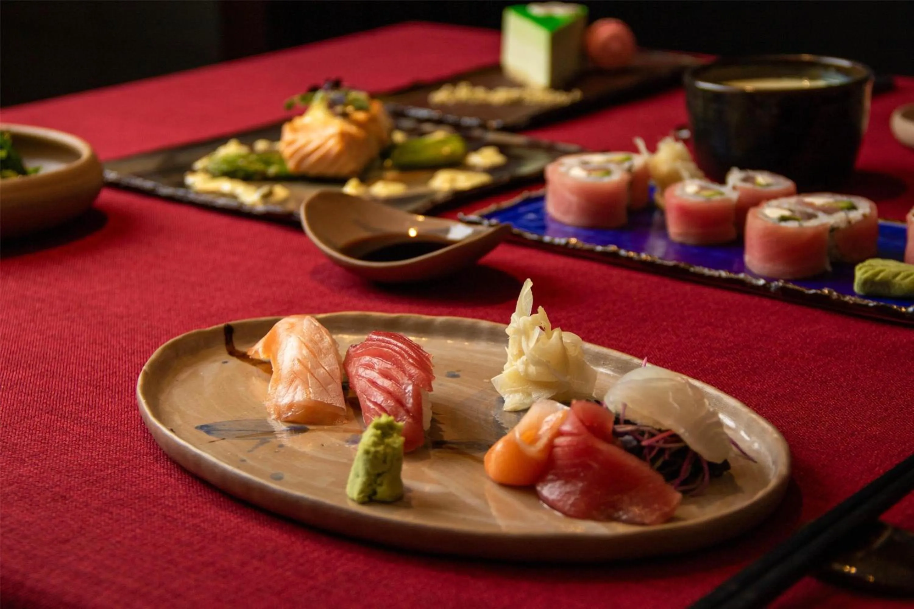 Restaurant/places to eat in Kempinski Hotel Khan Palace