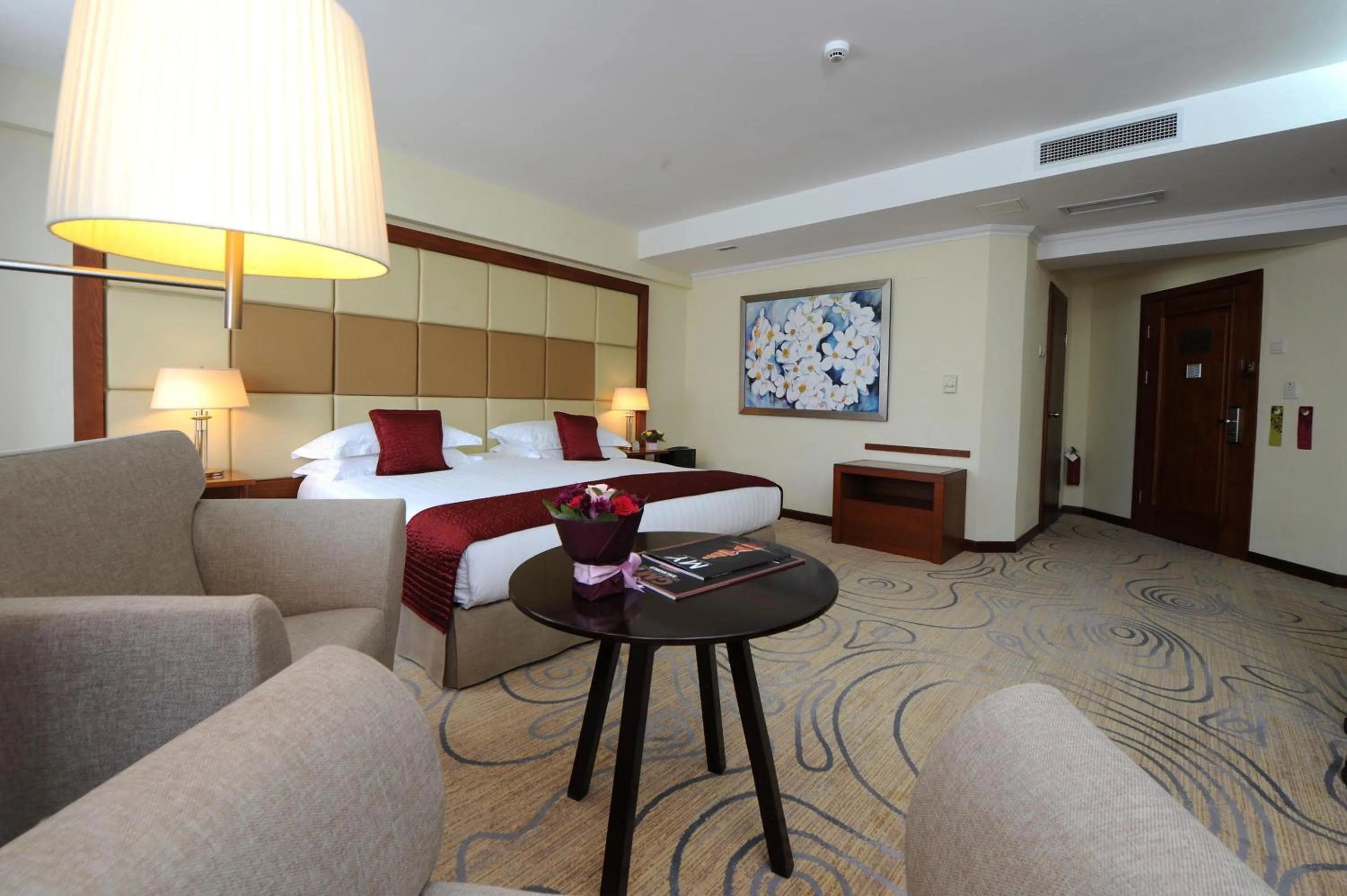 Bedroom, Bed in Kempinski Hotel Khan Palace