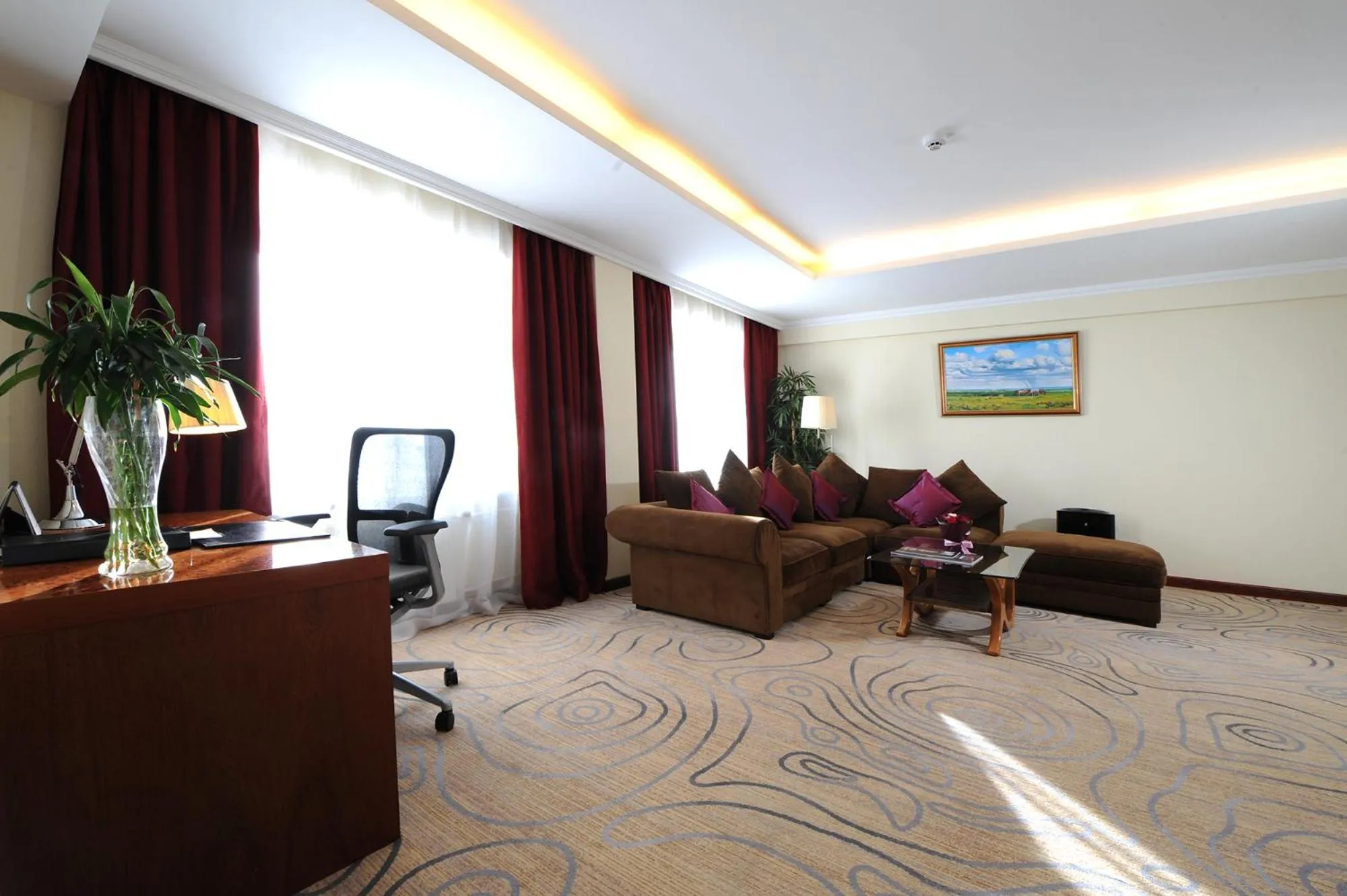 Living room in Kempinski Hotel Khan Palace