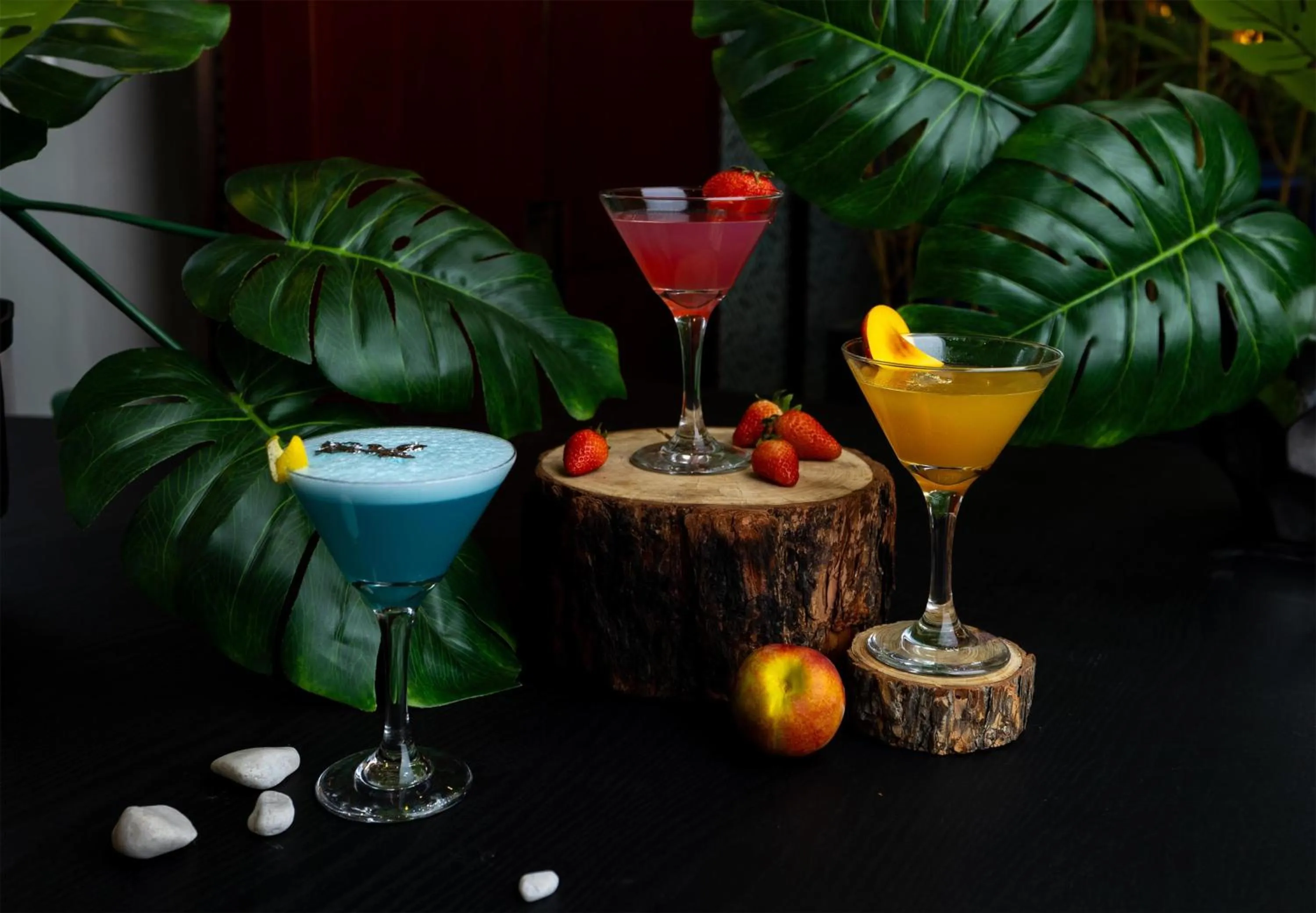 Restaurant/places to eat in Kempinski Hotel Khan Palace