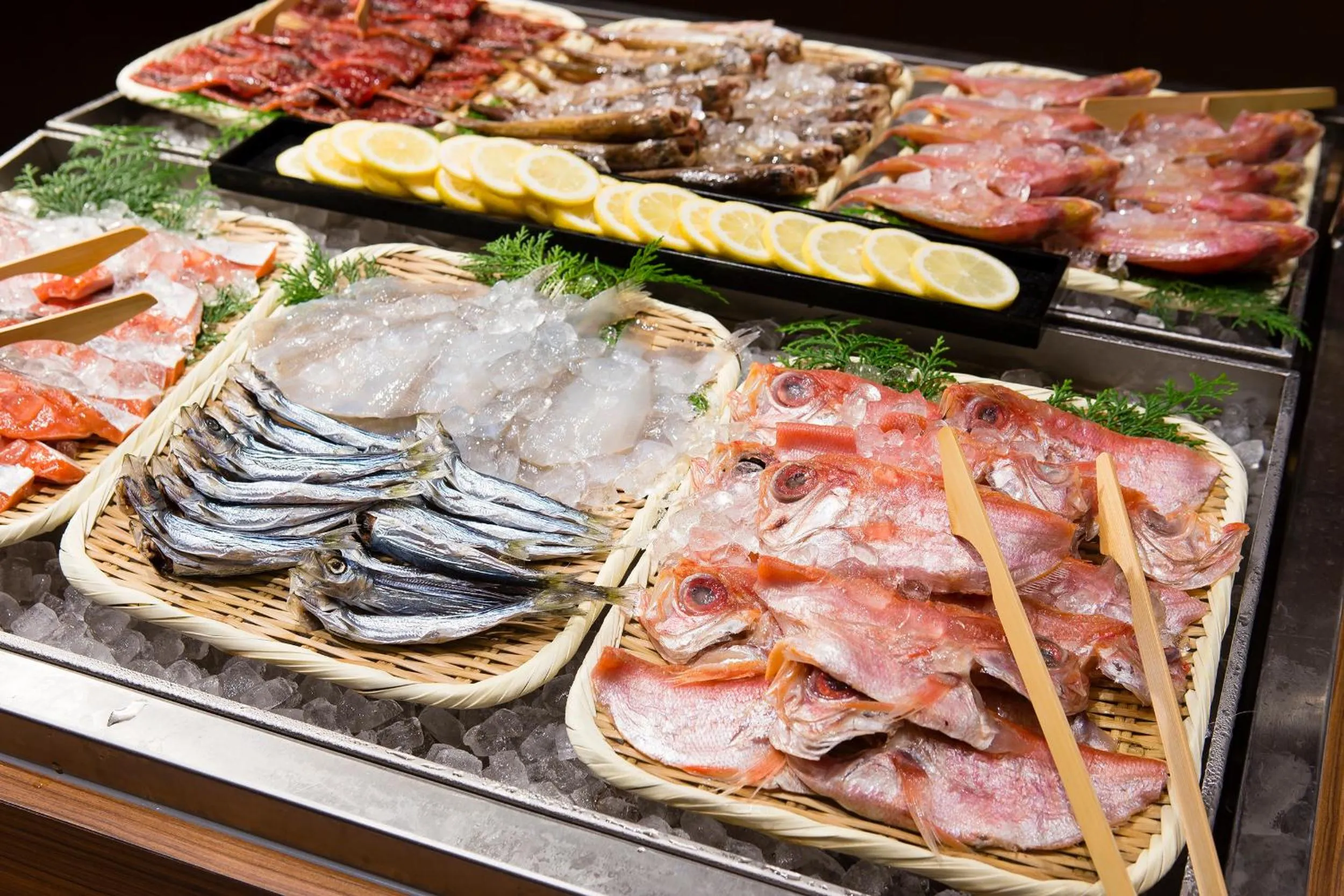 Buffet breakfast in Biwako Ryokusuitei