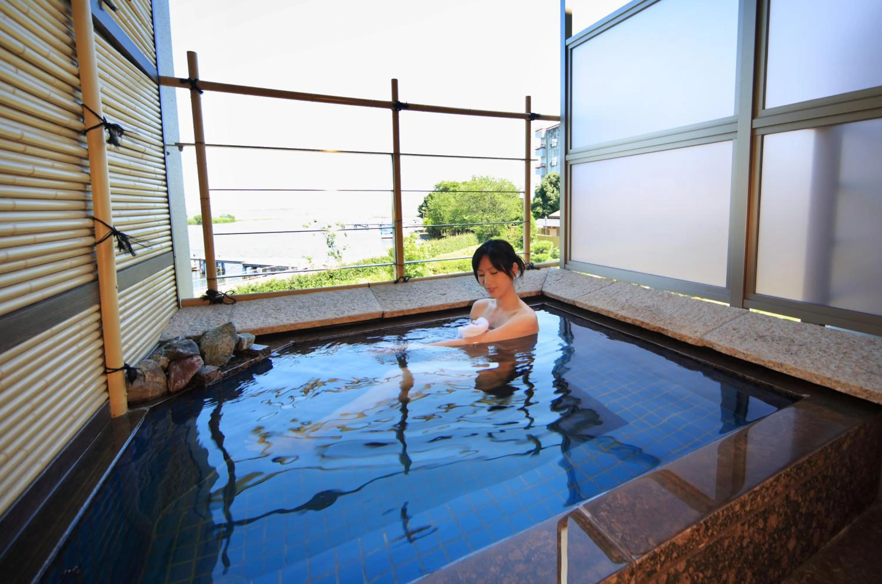 Bathroom in Biwako Ryokusuitei