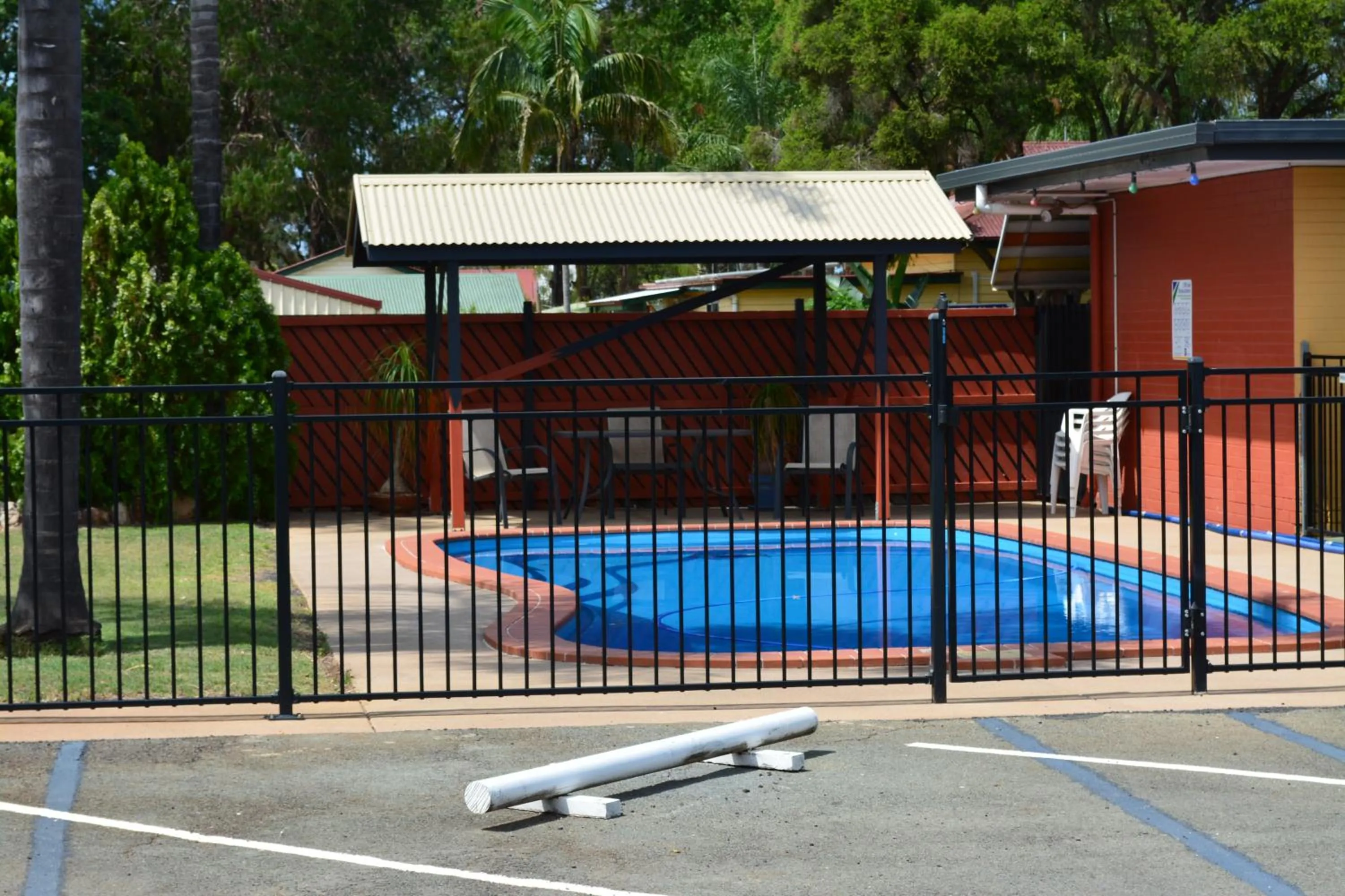 Pool view in Motel Oasis