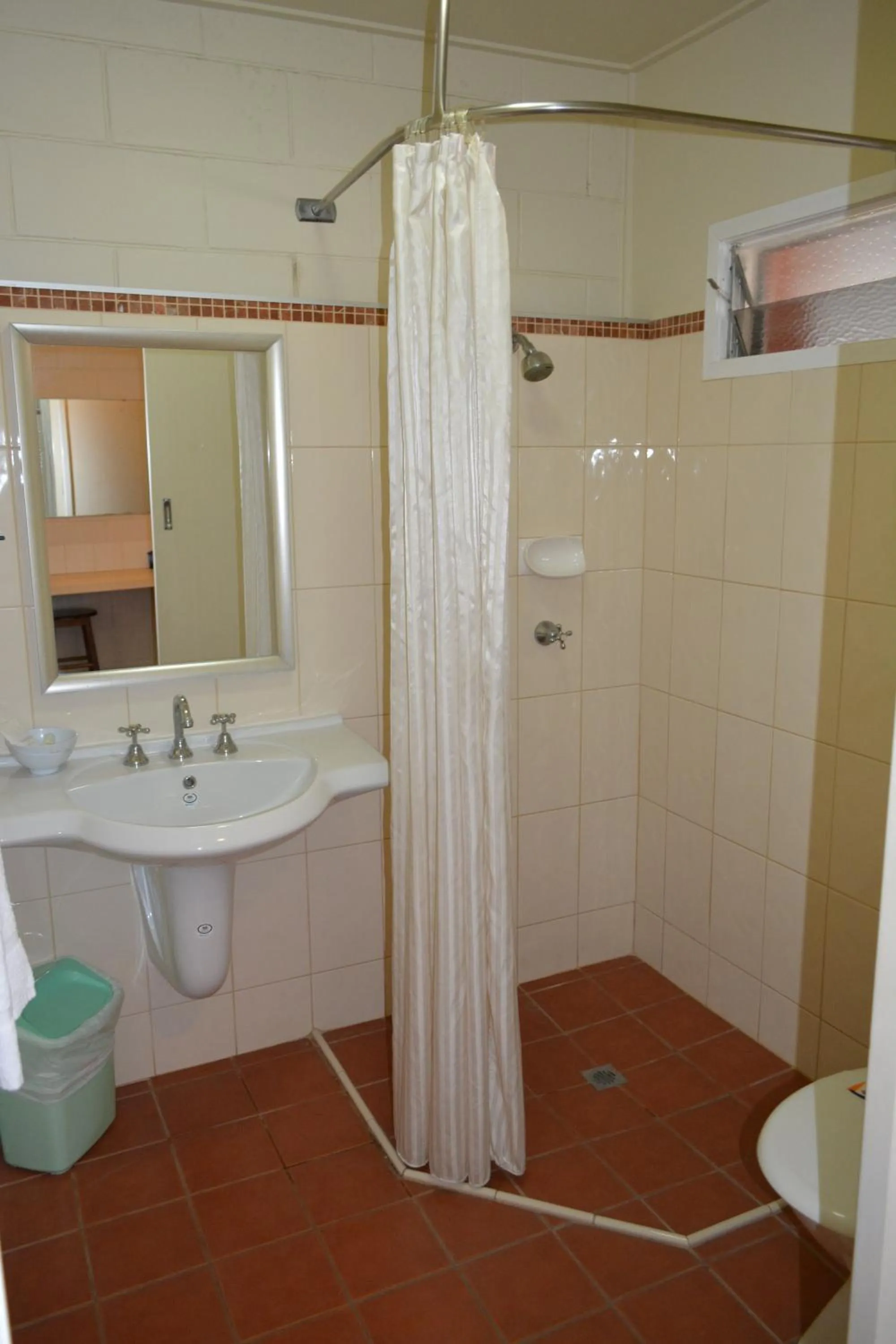 Bathroom in Motel Oasis