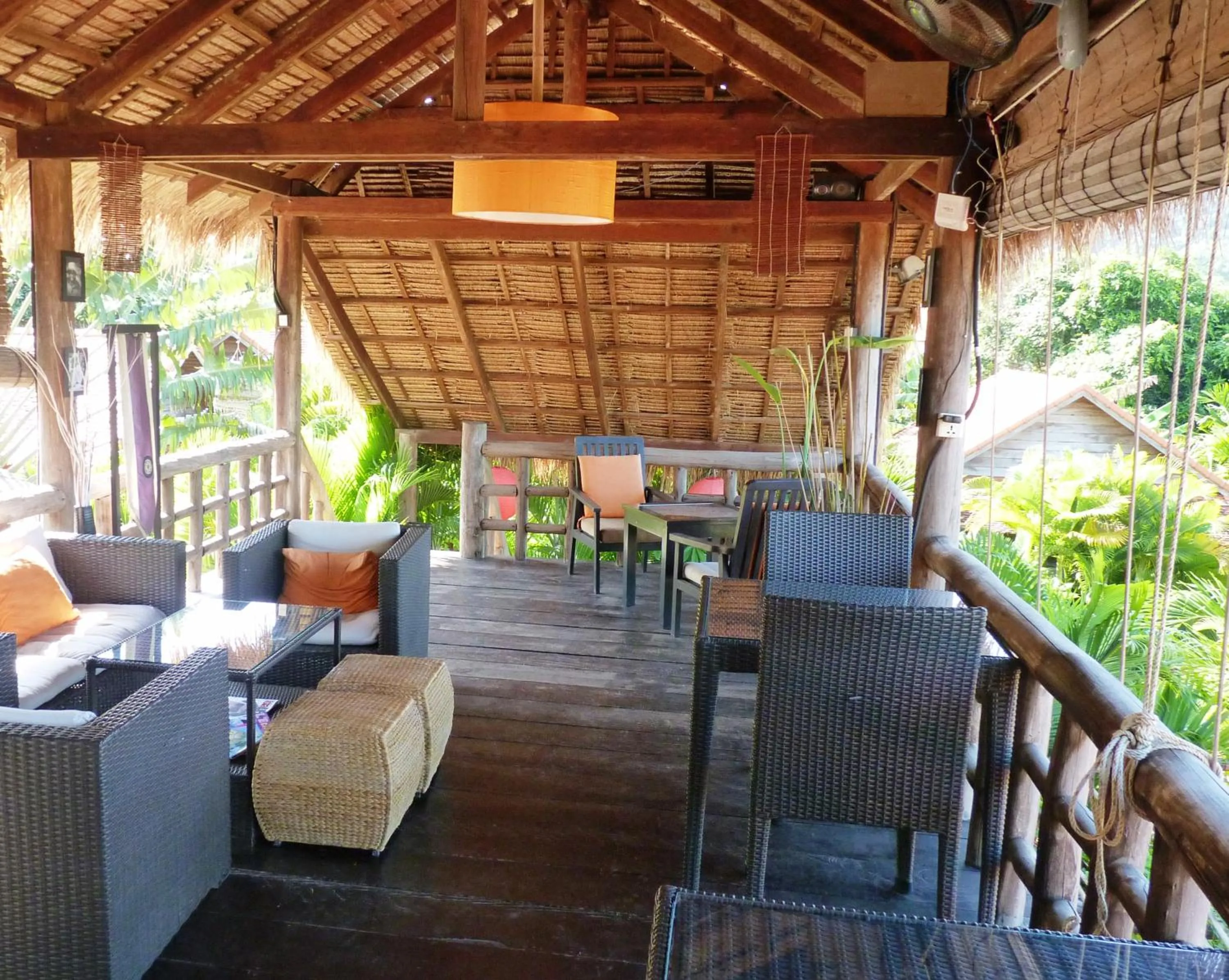 Breakfast in Raingsey Bungalow