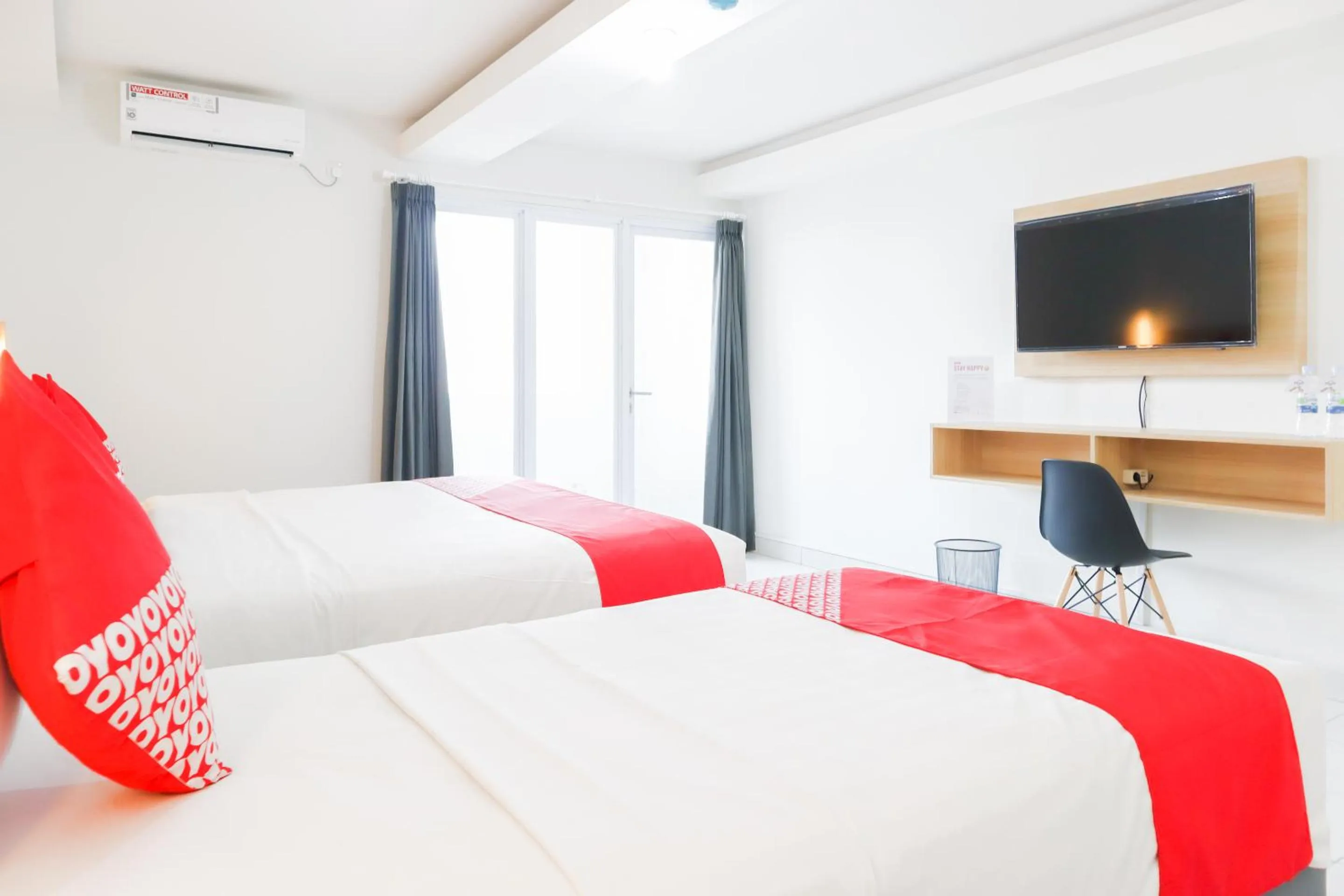 Bedroom, TV/Entertainment Center in Flagship 210 Amethyst Kemayoran