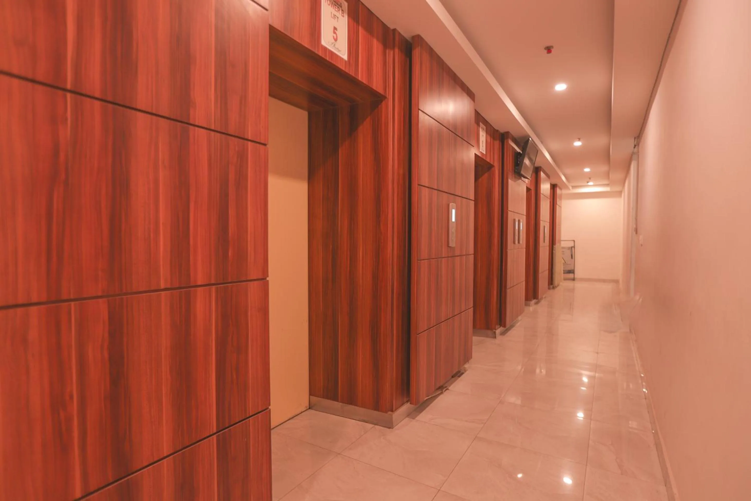 Area and facilities in Flagship 210 Amethyst Kemayoran