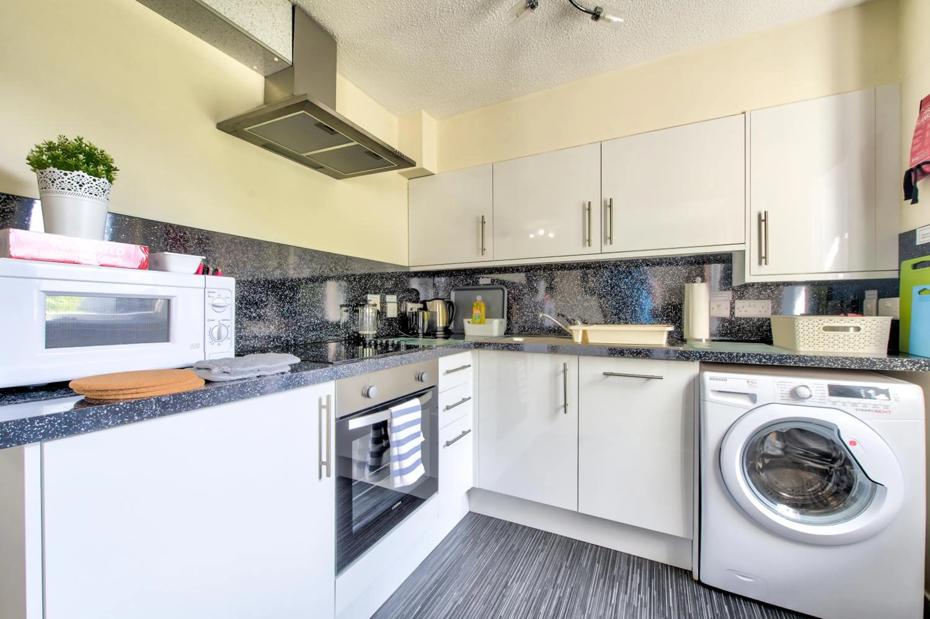 Stunning Studio Apartment Castle View