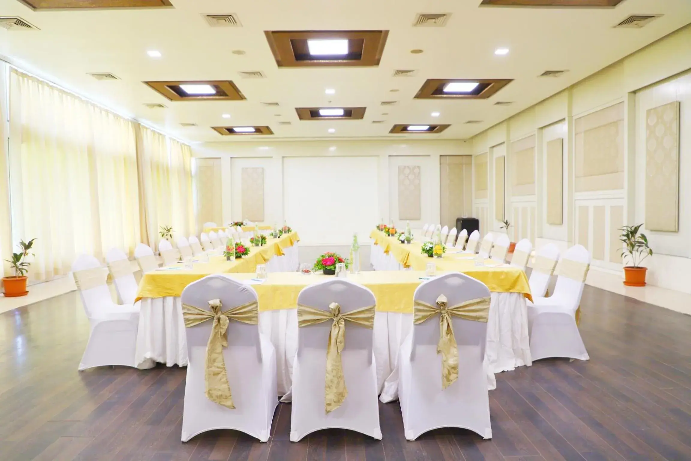 Banquet/Function facilities in Boulevard 9 Luxury Resort & Spa Banquet/Function facilities in Boulevard 9 Luxury Resort & Spa