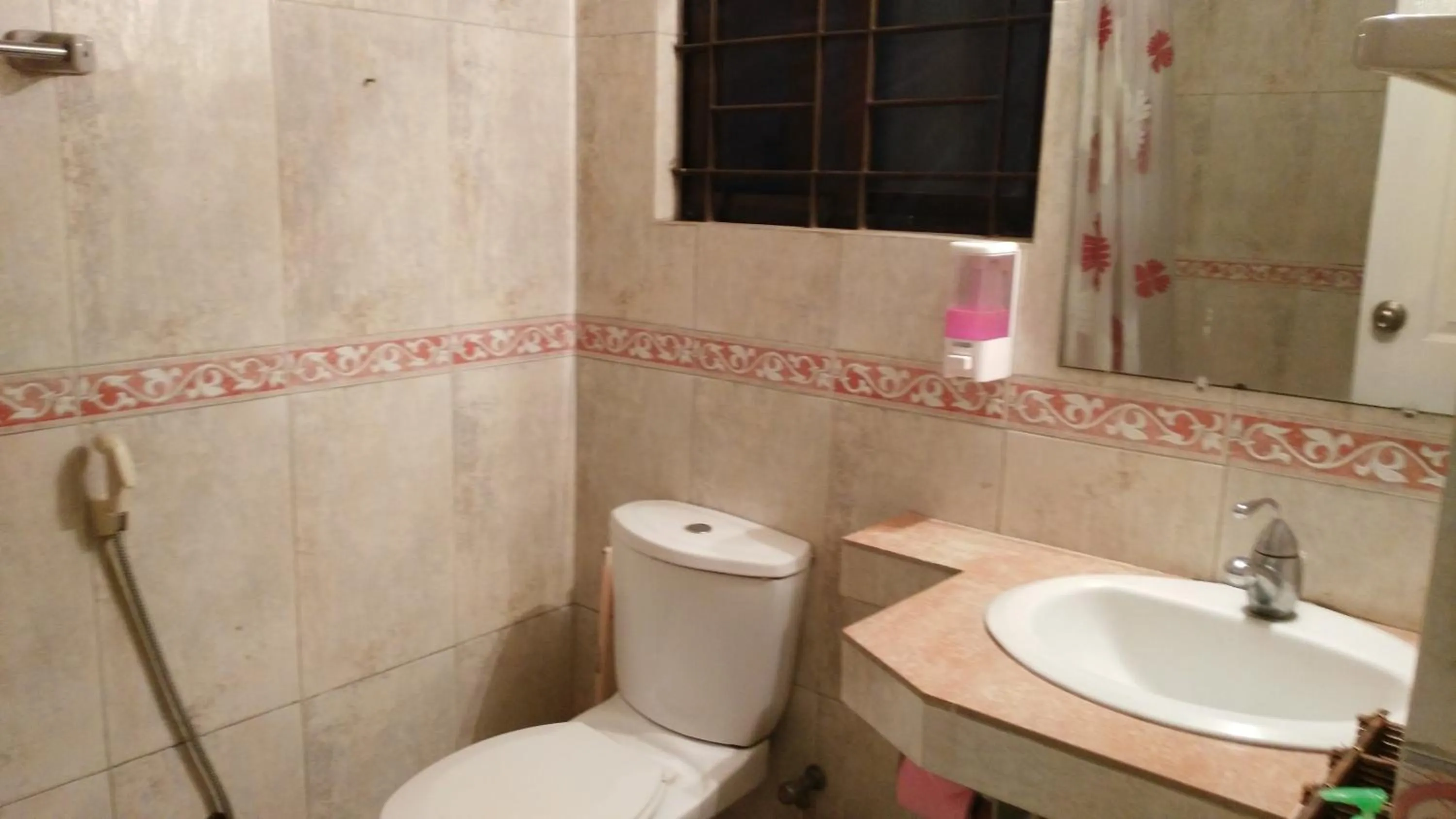 Shower in Babylon Hotel & Serviced Apartment