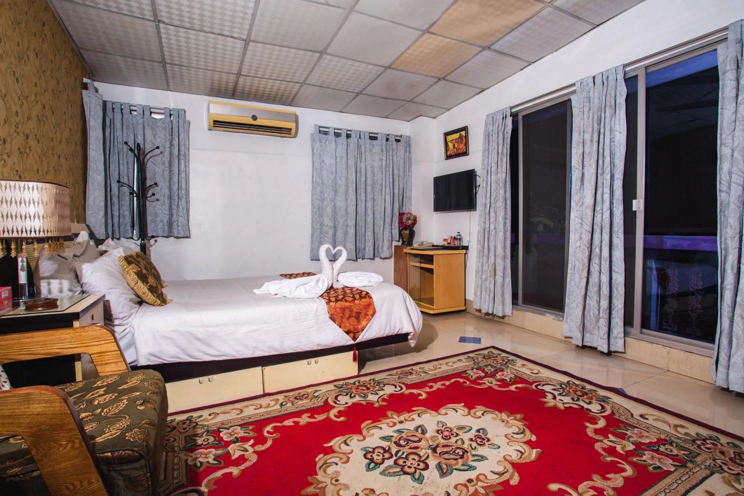 Bed in Babylon Hotel & Serviced Apartment