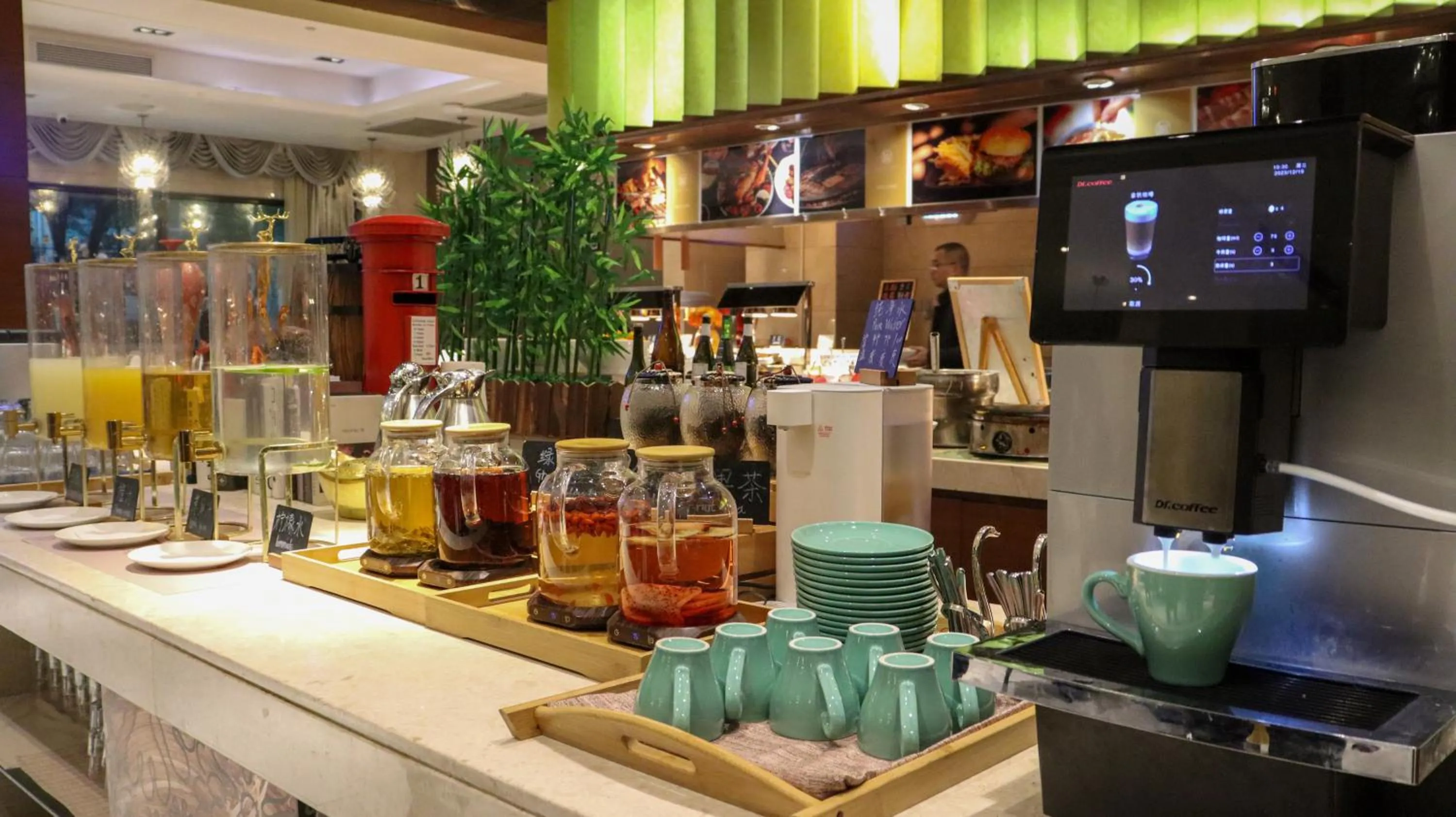 Restaurant/places to eat in Lv Shou Hotel