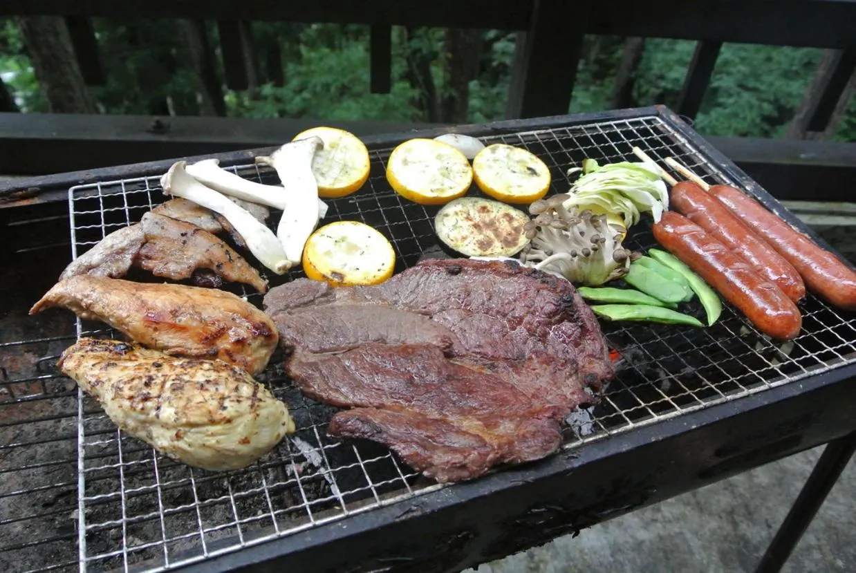 BBQ facilities in White Tree Log House Madarao Tangram