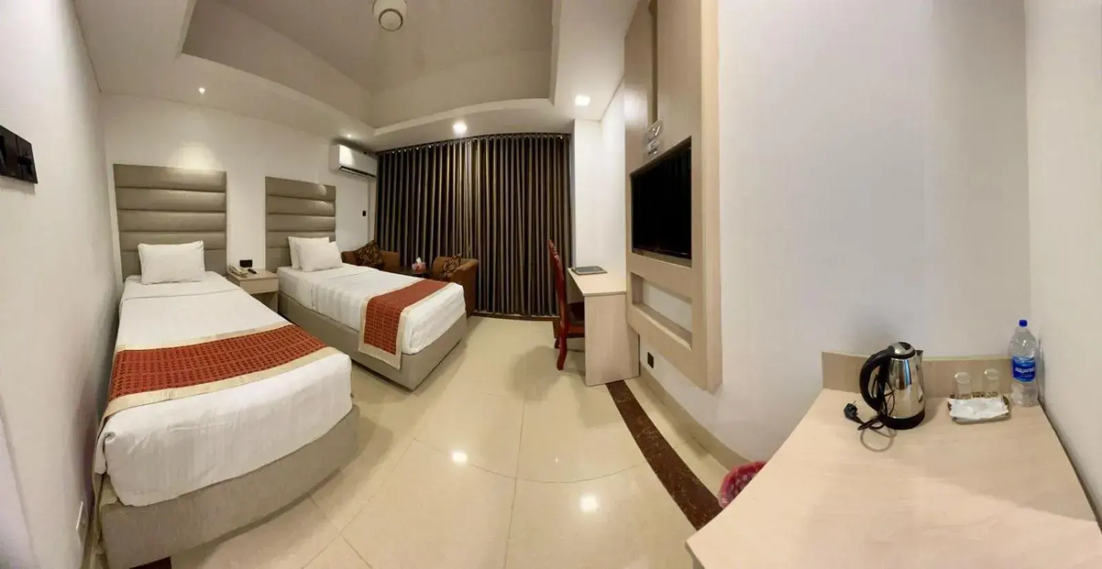 Premium Twin Room in Marino Hotel - Best near Airport Premium Twin Room in Marino Hotel - Best near Airport