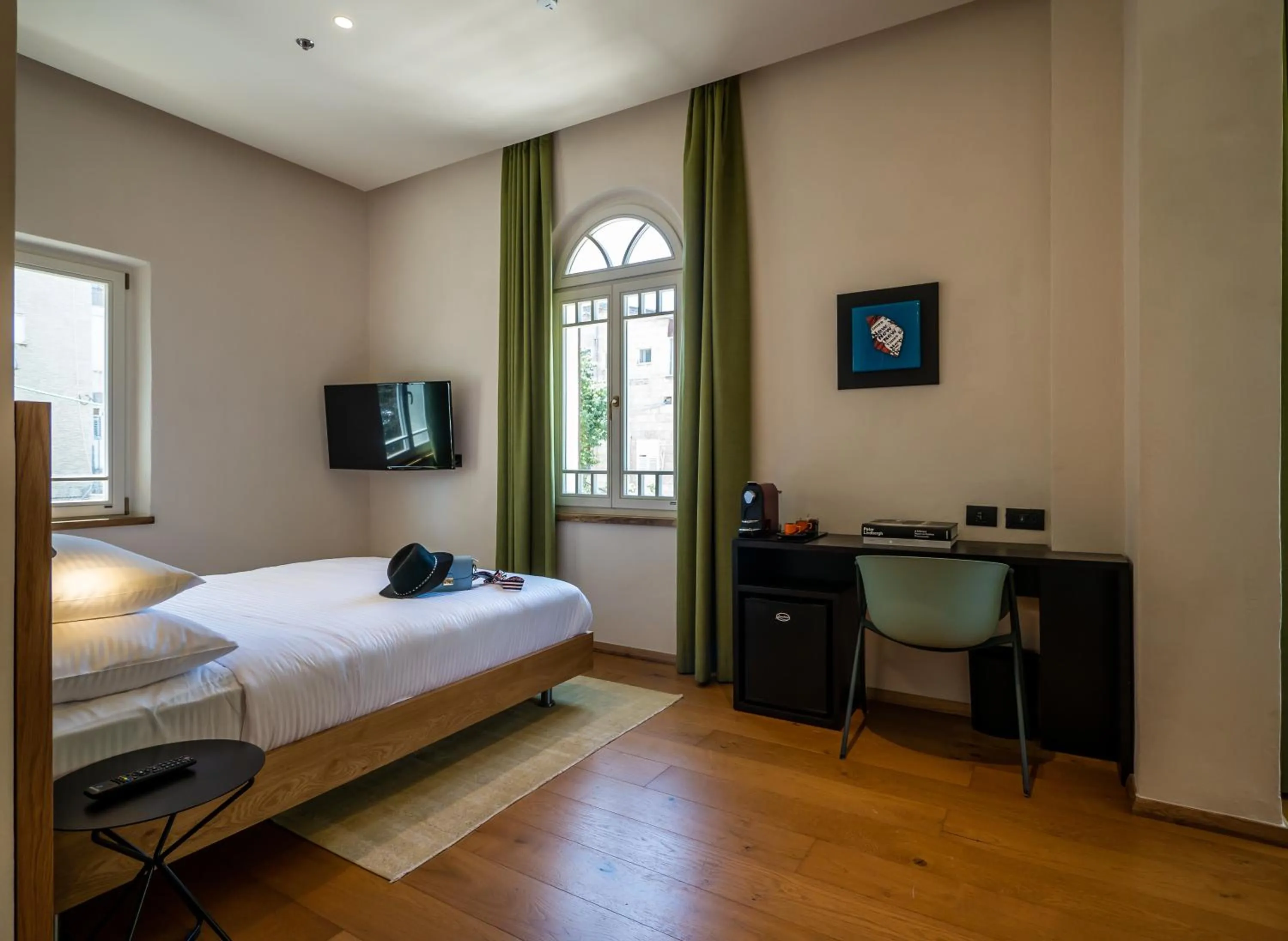 Bedroom, Bed in Schumacher Hotel Haifa