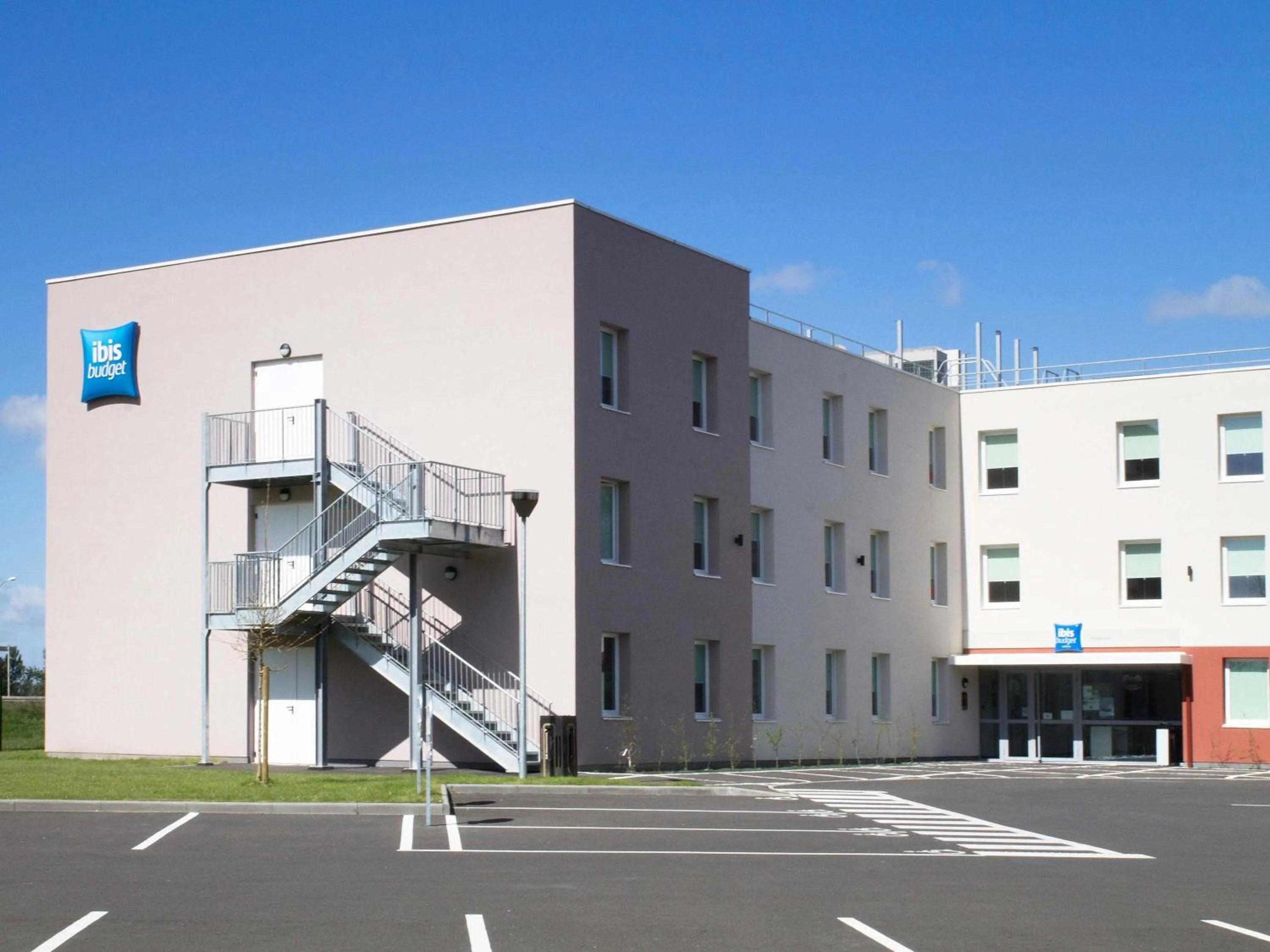 Property building in ibis budget Romorantin